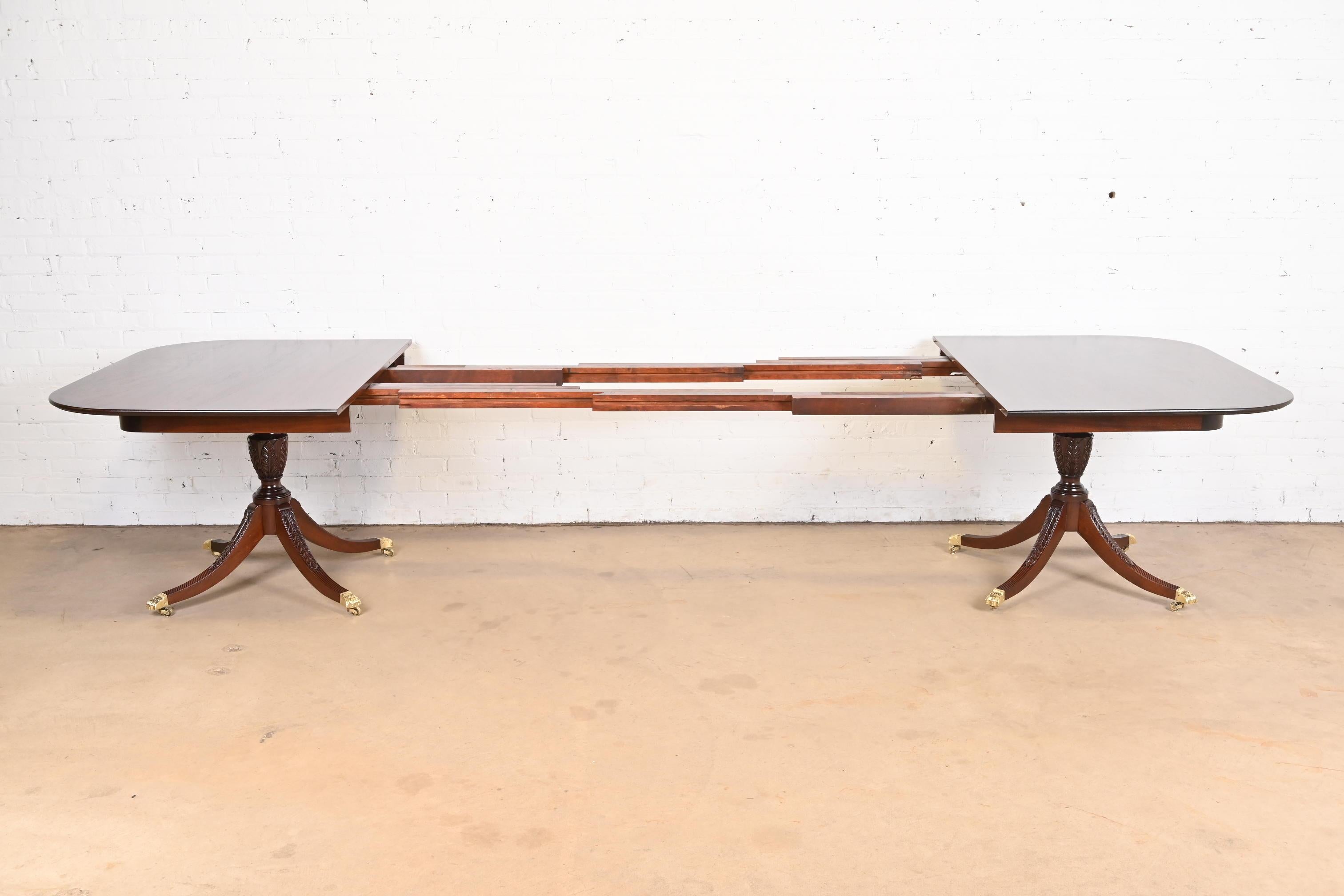 Beacon Hill Georgian Mahogany Double Pedestal Dining Table, Newly Refinished 4
