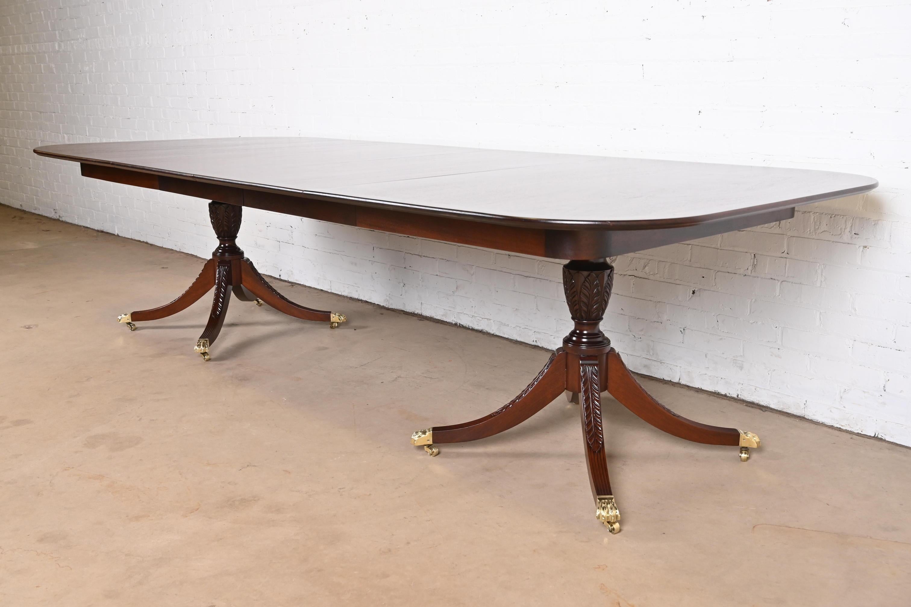 Mid-20th Century Beacon Hill Georgian Mahogany Double Pedestal Dining Table, Newly Refinished