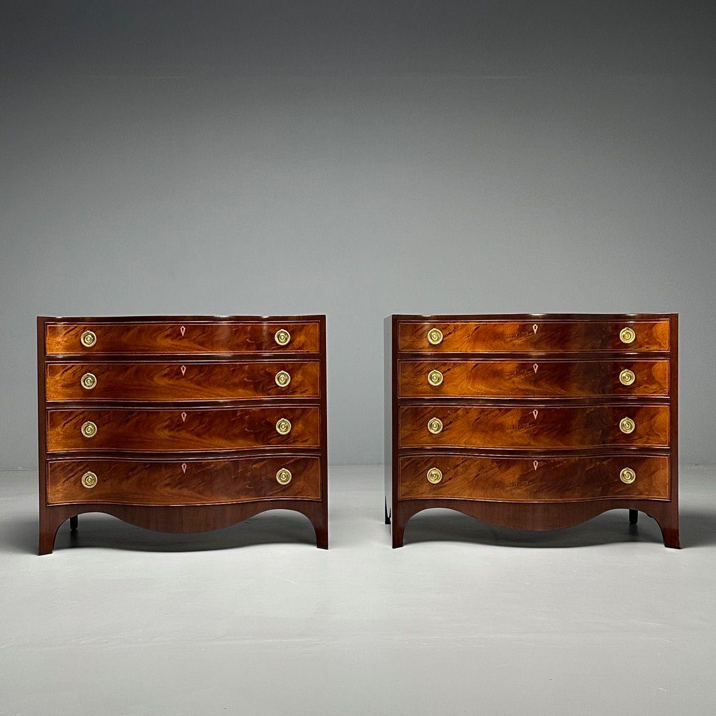 Beacon Hill, georgianische Serpentinenkommoden, Mahagoni, Flammenholz, Messing, 1960er Jahre (Georgian) im Angebot