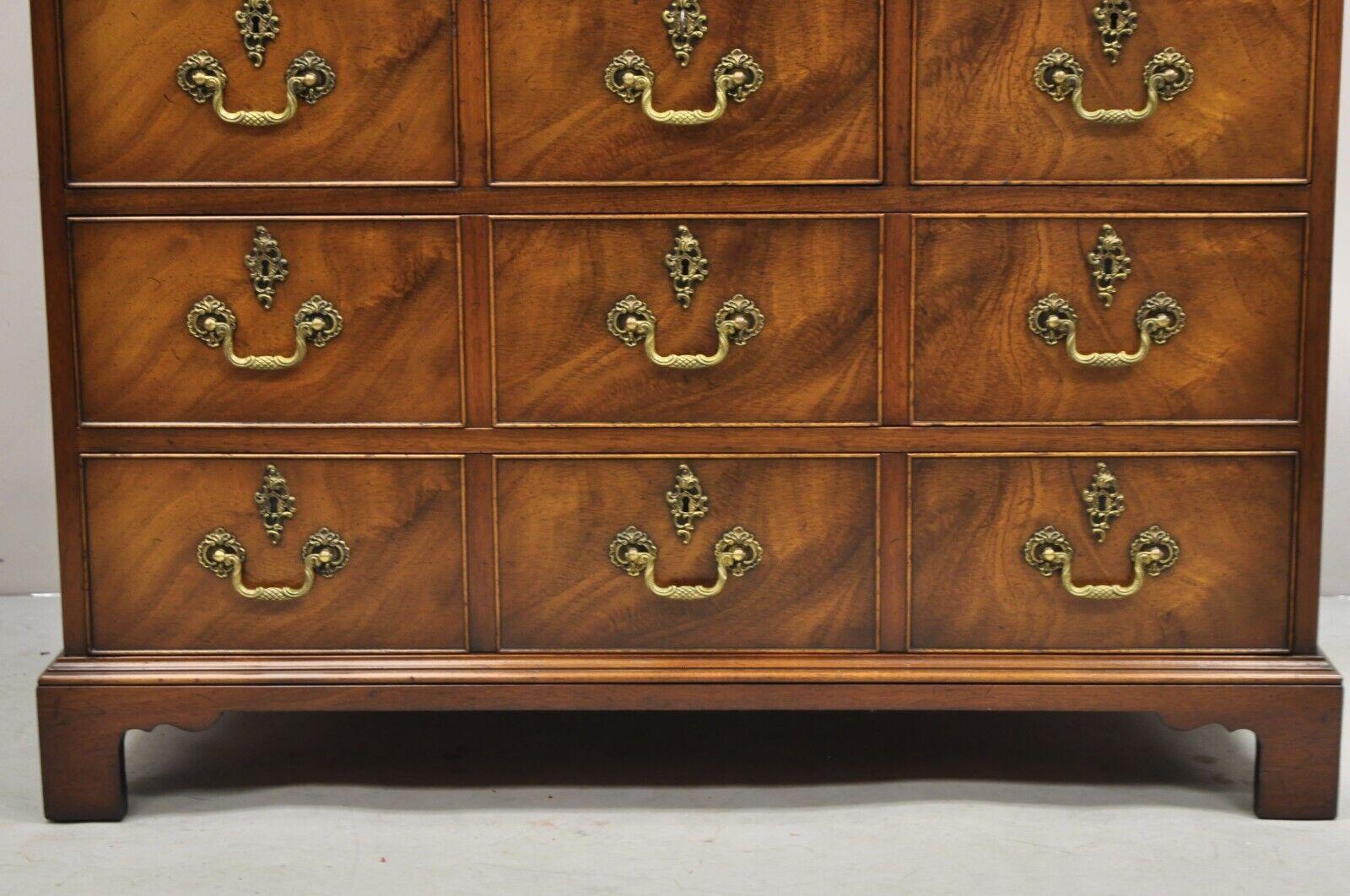 20th Century Beacon Hill Georgian Style Mahogany Commode Bachelor Chest of Drawers Server For Sale