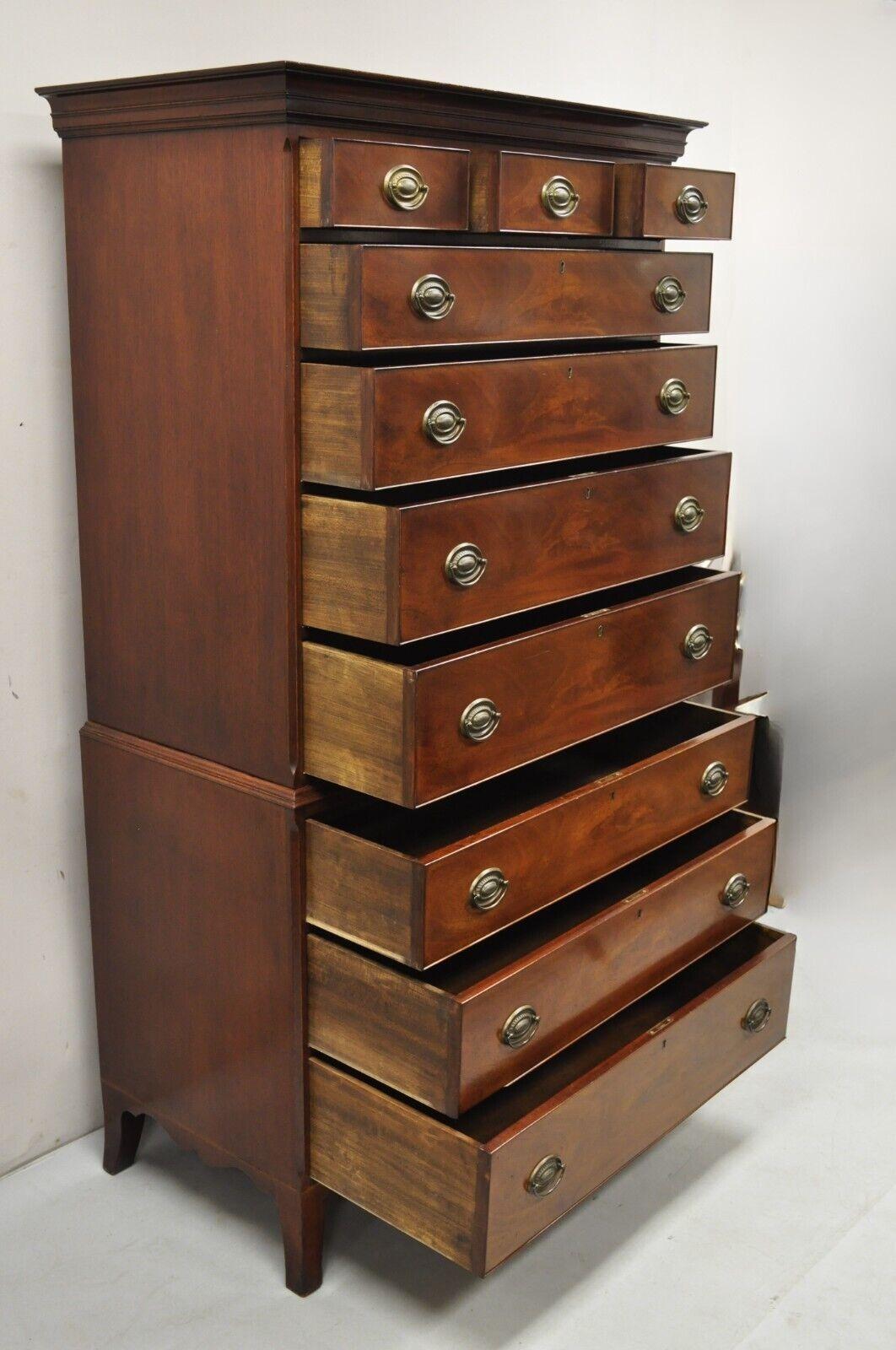 Beacon Hill Mahogany Federal Style 10 Drawer Highboy Chest on Chest Dresser 6