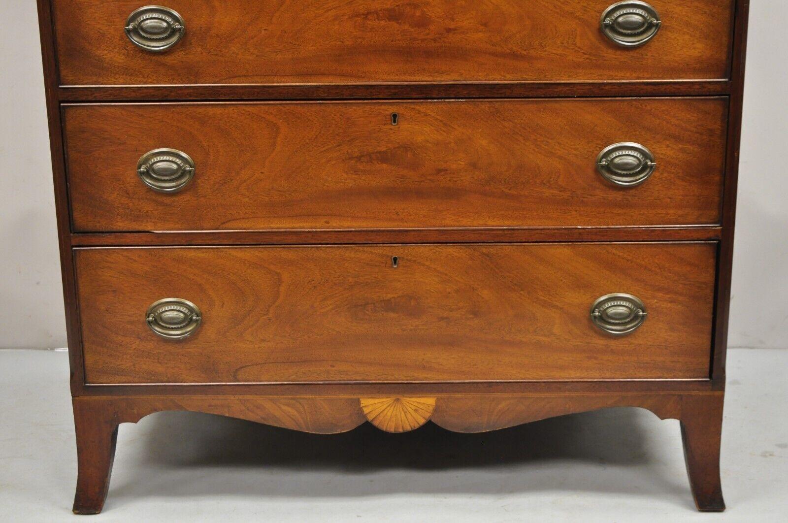 Beacon Hill Mahogany Federal Style 10 Drawer Highboy Chest on Chest Dresser In Good Condition In Philadelphia, PA