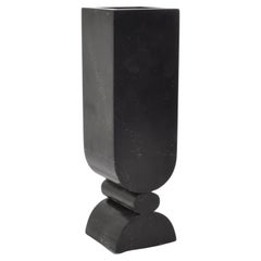 Beacon Vase in Black Onyx