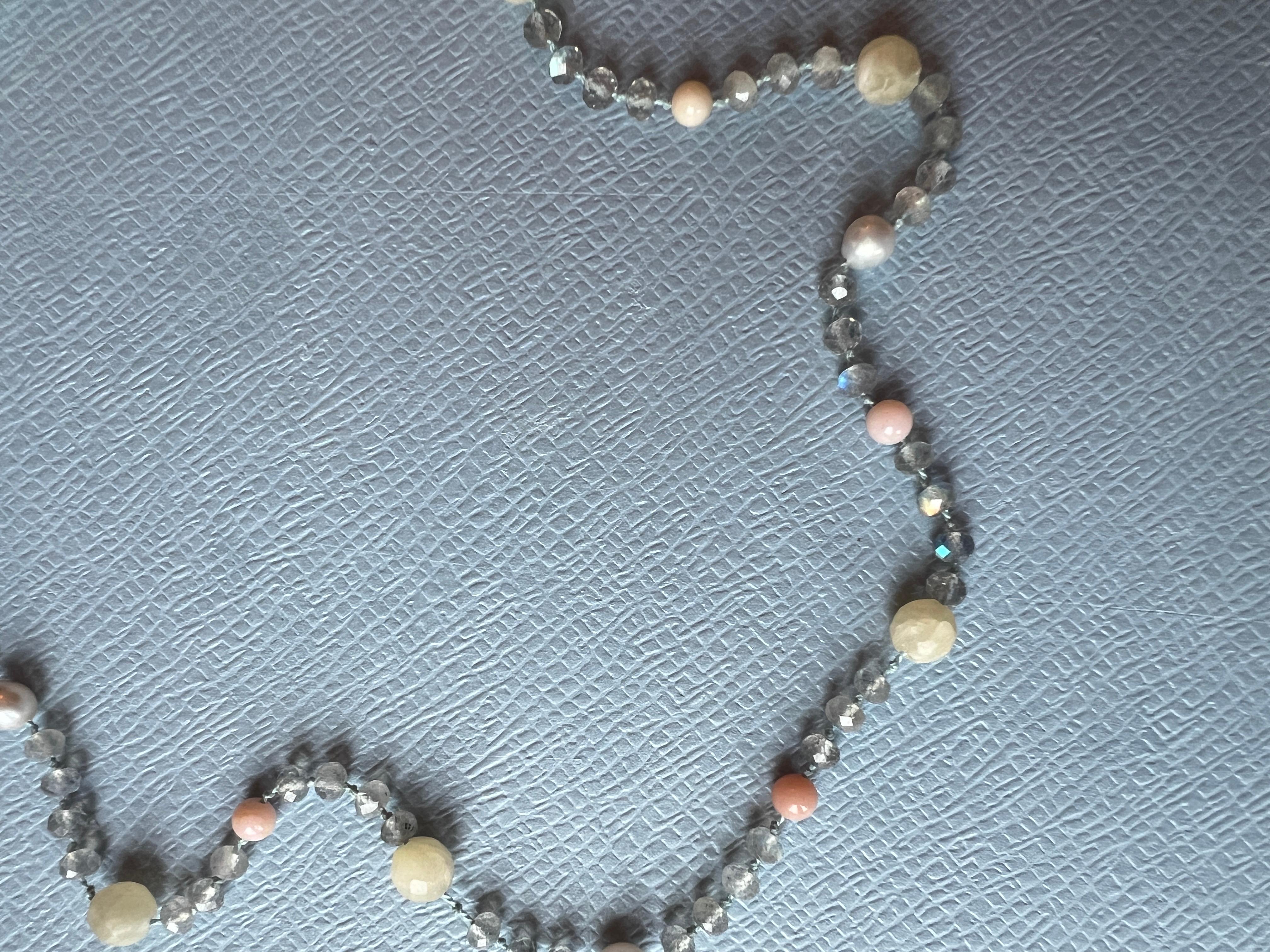 Taglio rotondo Collana girocollo con perline opale rosa in vendita
