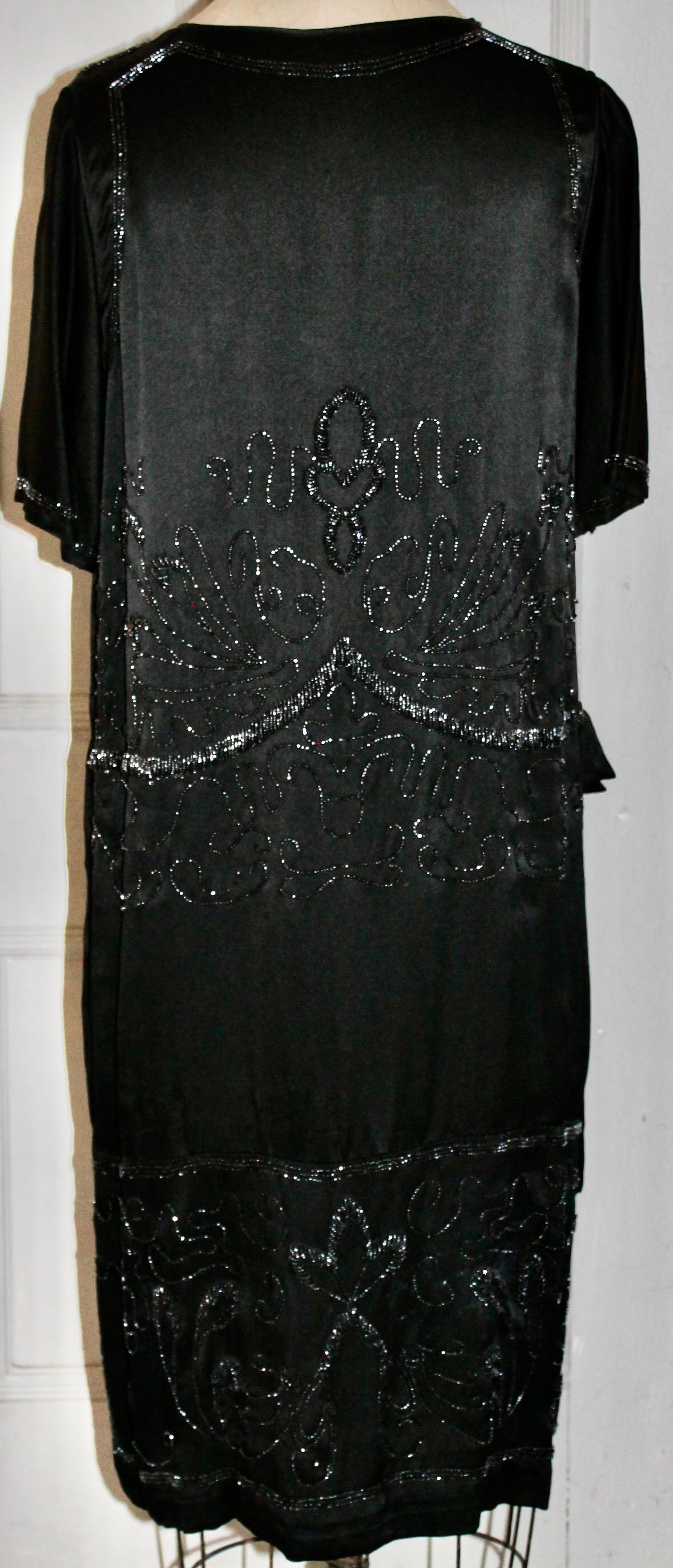 Vestido de flapper de seda negra con cuentas en venta 5