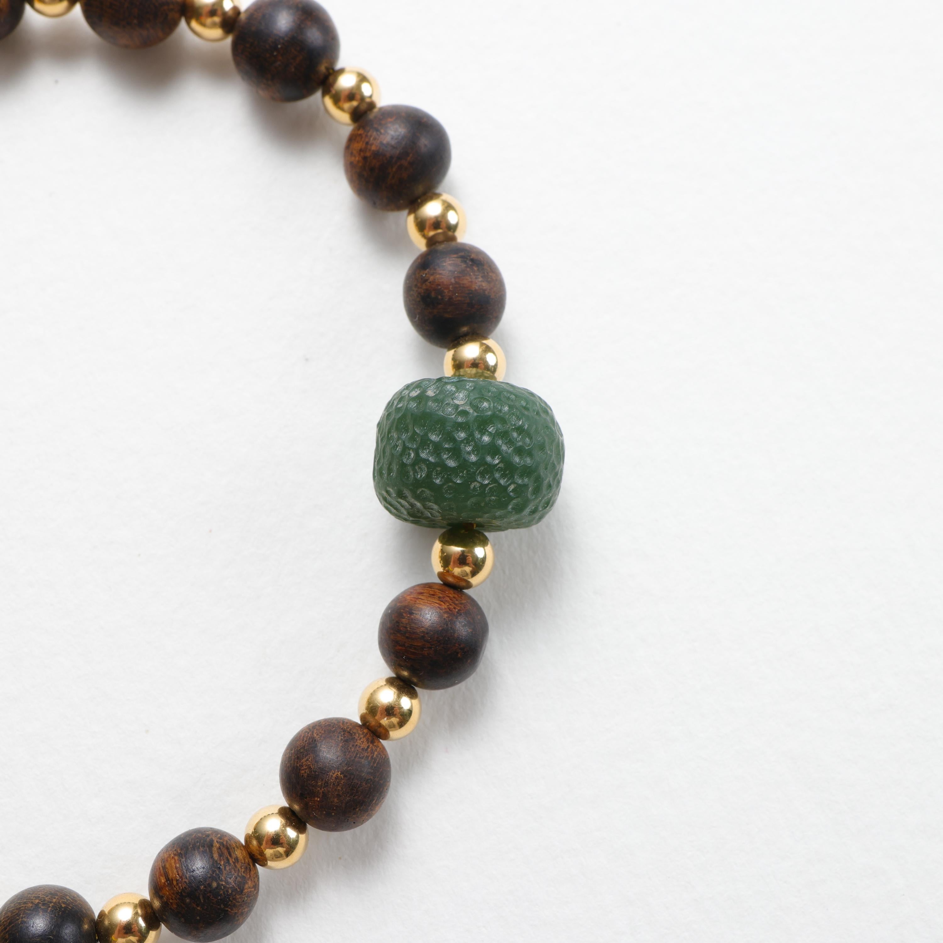 Bead Bracelet Agarwood, 18K Gold, Fine Nephrite, Silk, 8.5