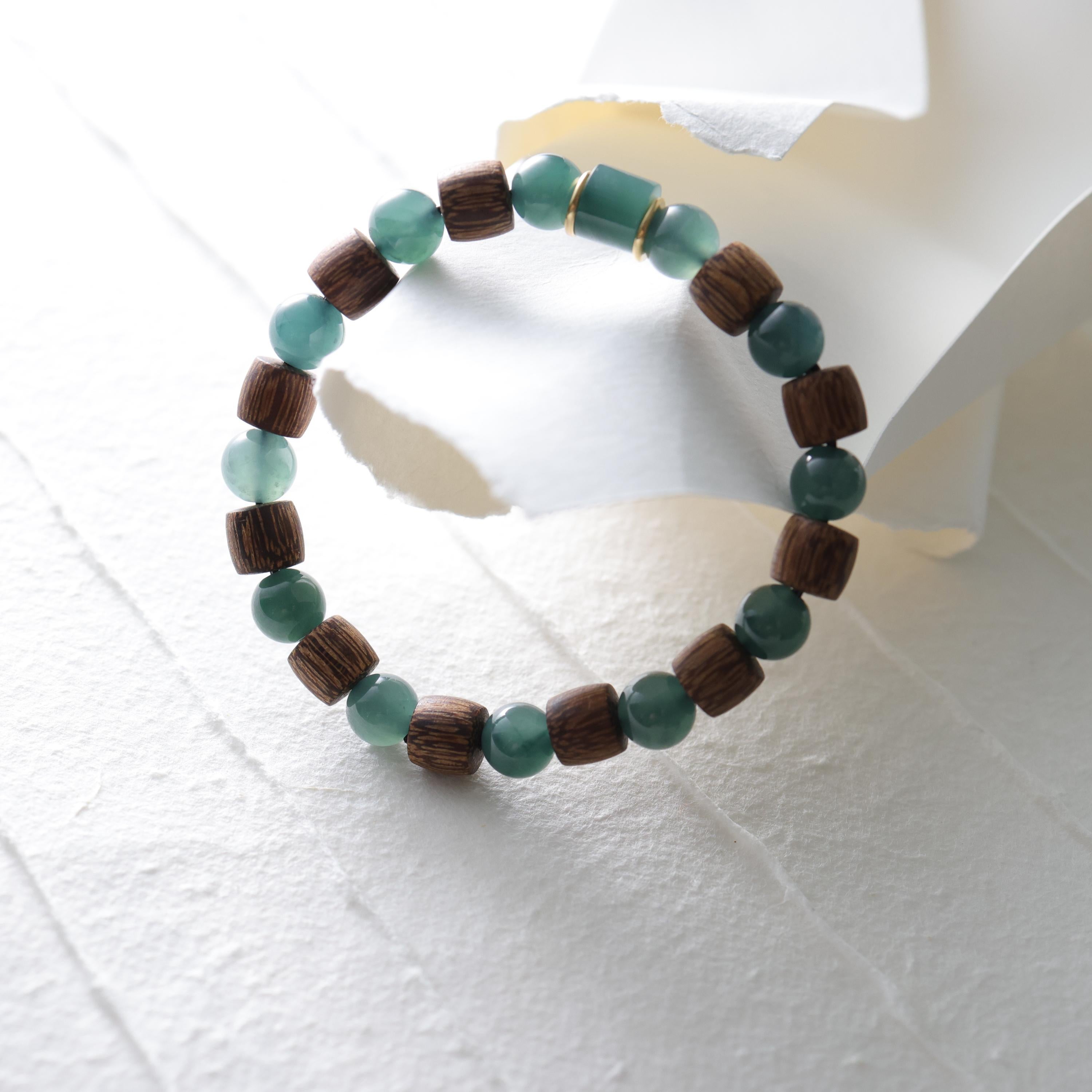 Women's or Men's Jade Bracelet, Guatemalan Jadeite, Agarwood, & 18K Gold For Sale