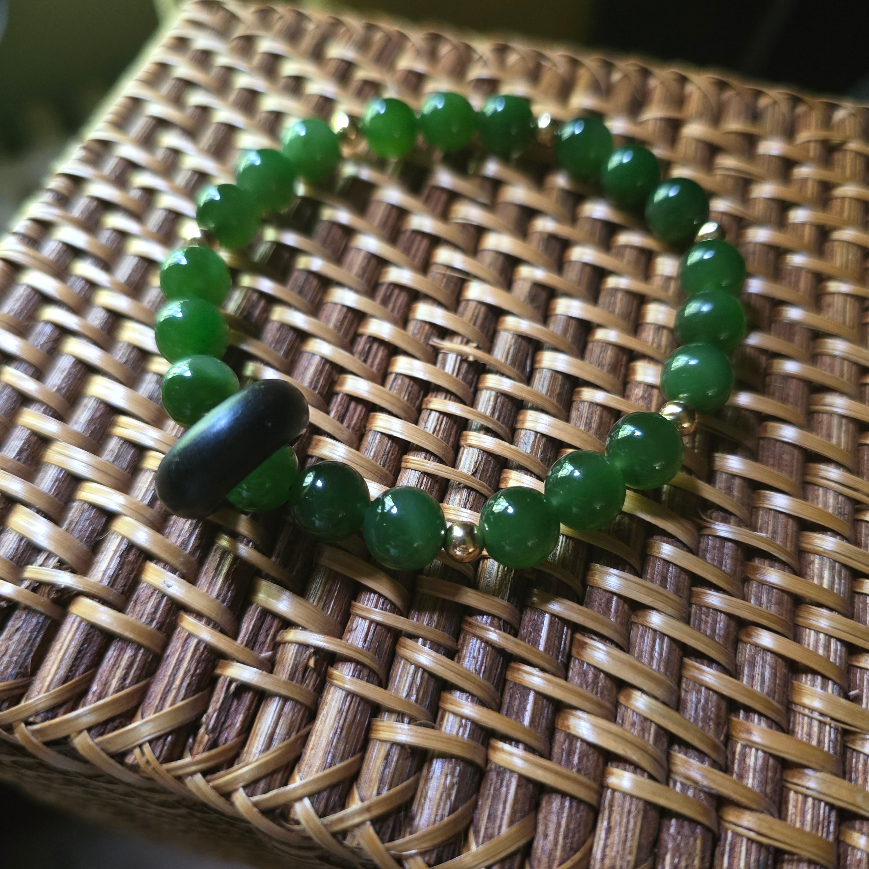 Jade Bracelet, Hetian Nephrite, Rare Agarwood, & 18K Gold, Stretch For Sale 1