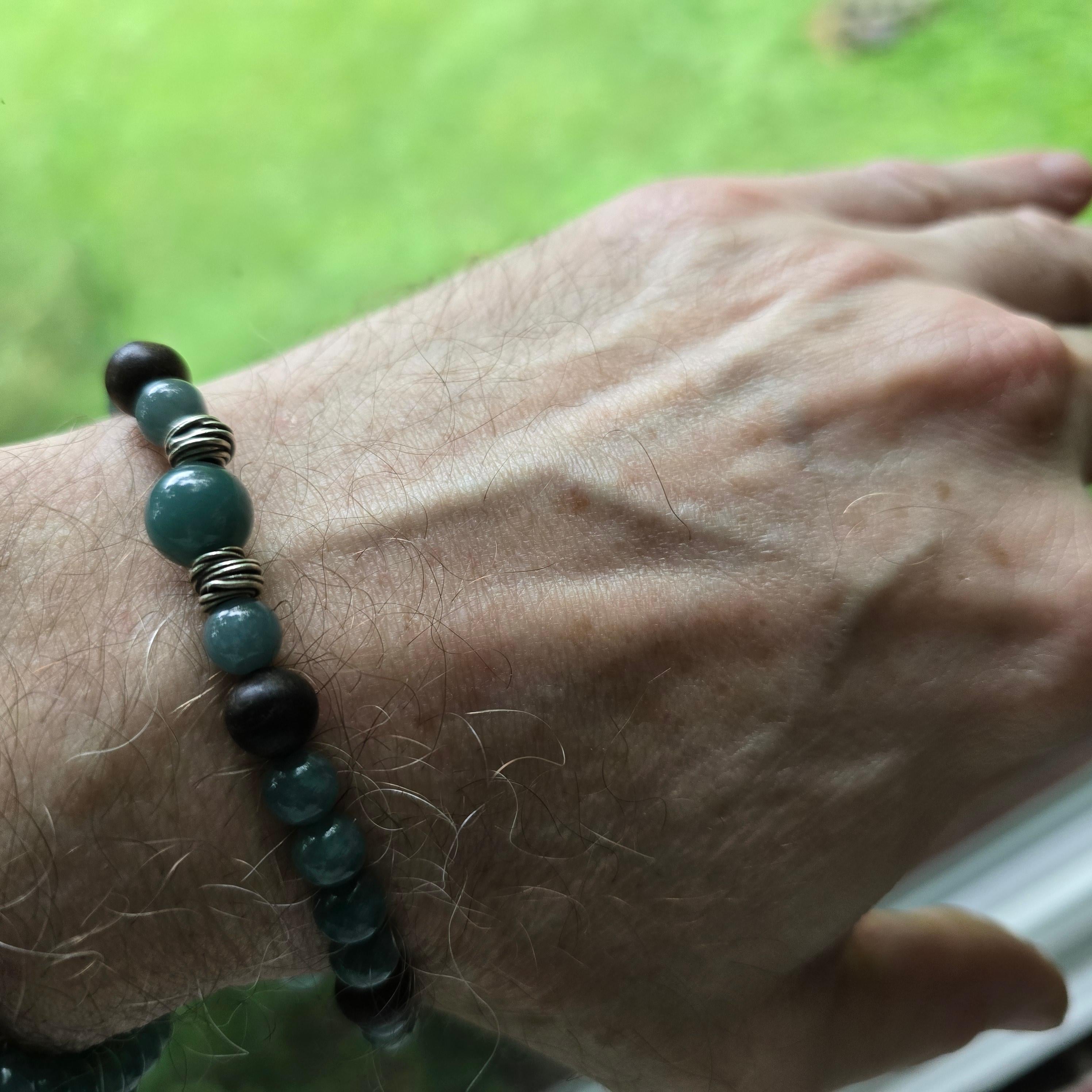 Jade Bracelet, Stretch, Guatemala Jadeite, Silver, and Agarwood For Sale 2