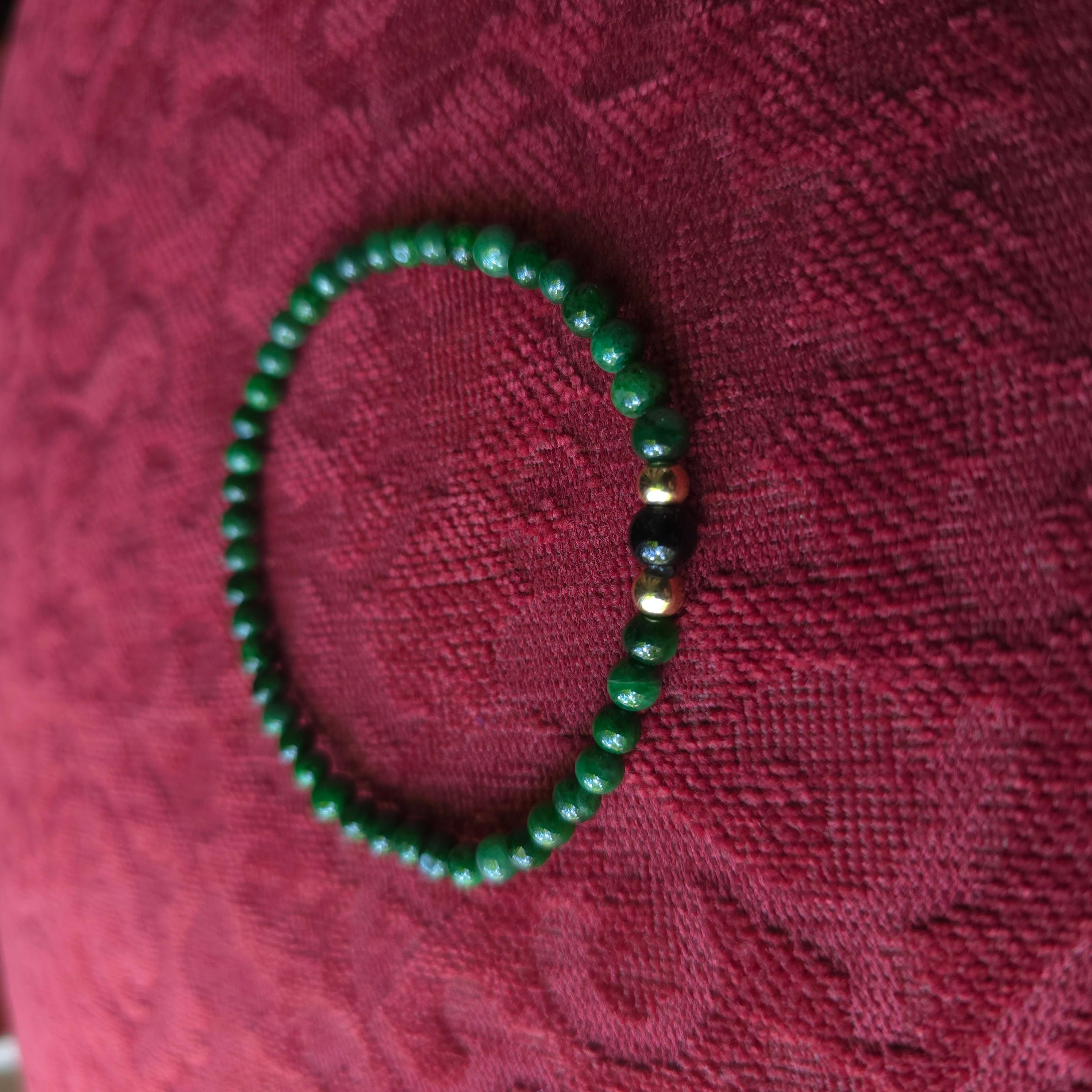 Jadeite Jade Bracelet Emerald Green, Stretch, Certified, 8 Inches For Sale 7