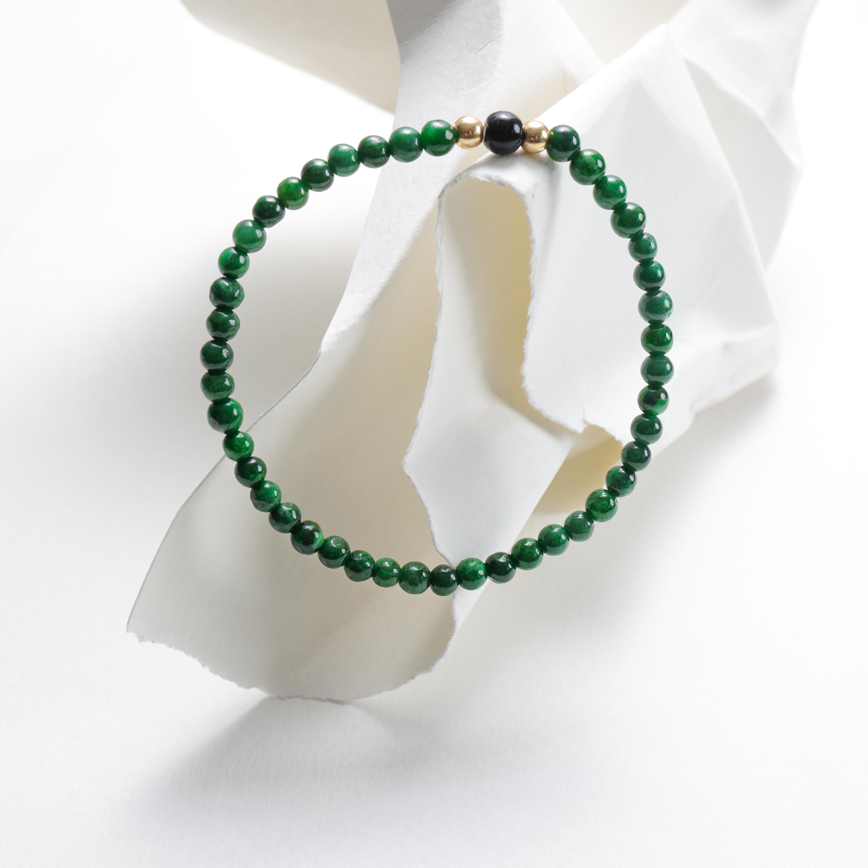 Jadeite Jade Bracelet Emerald Green, Stretch, Certified, 8 Inches For Sale 2