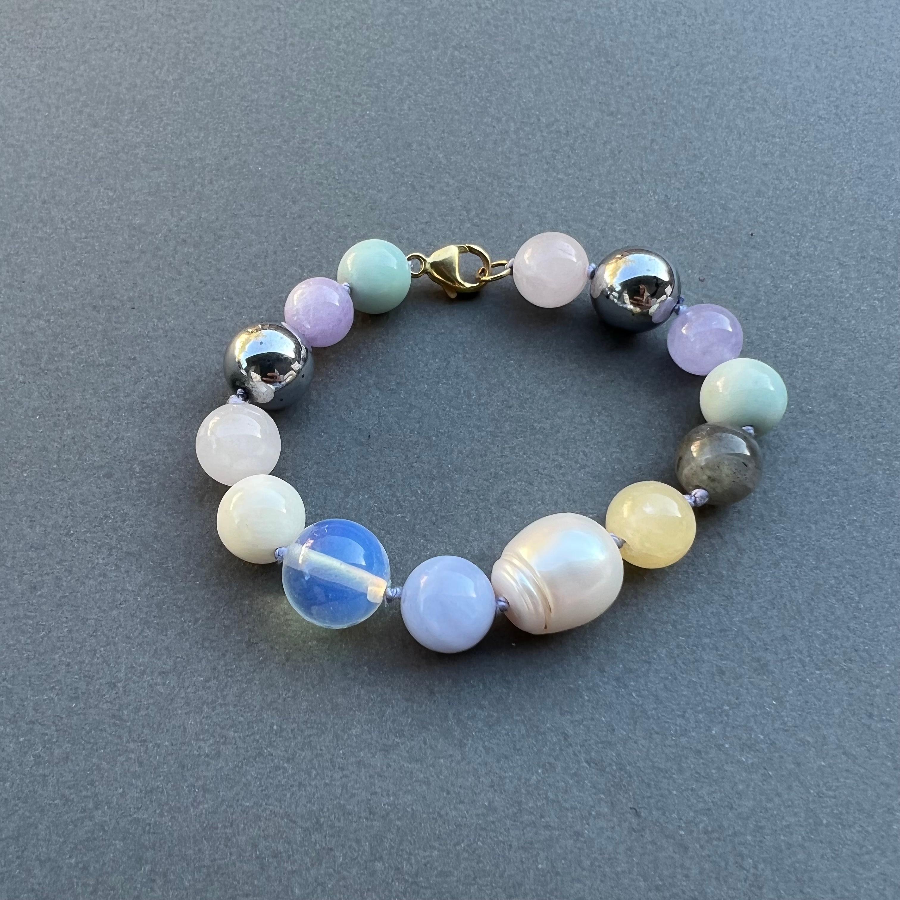 Round Cut Beaded Bracelet Multi Color Multi Gem White Pearl J Dauphin For Sale