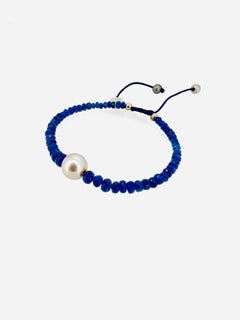 Beaded bracelet with about 18 carat natural sapphires and Tahiti pearl