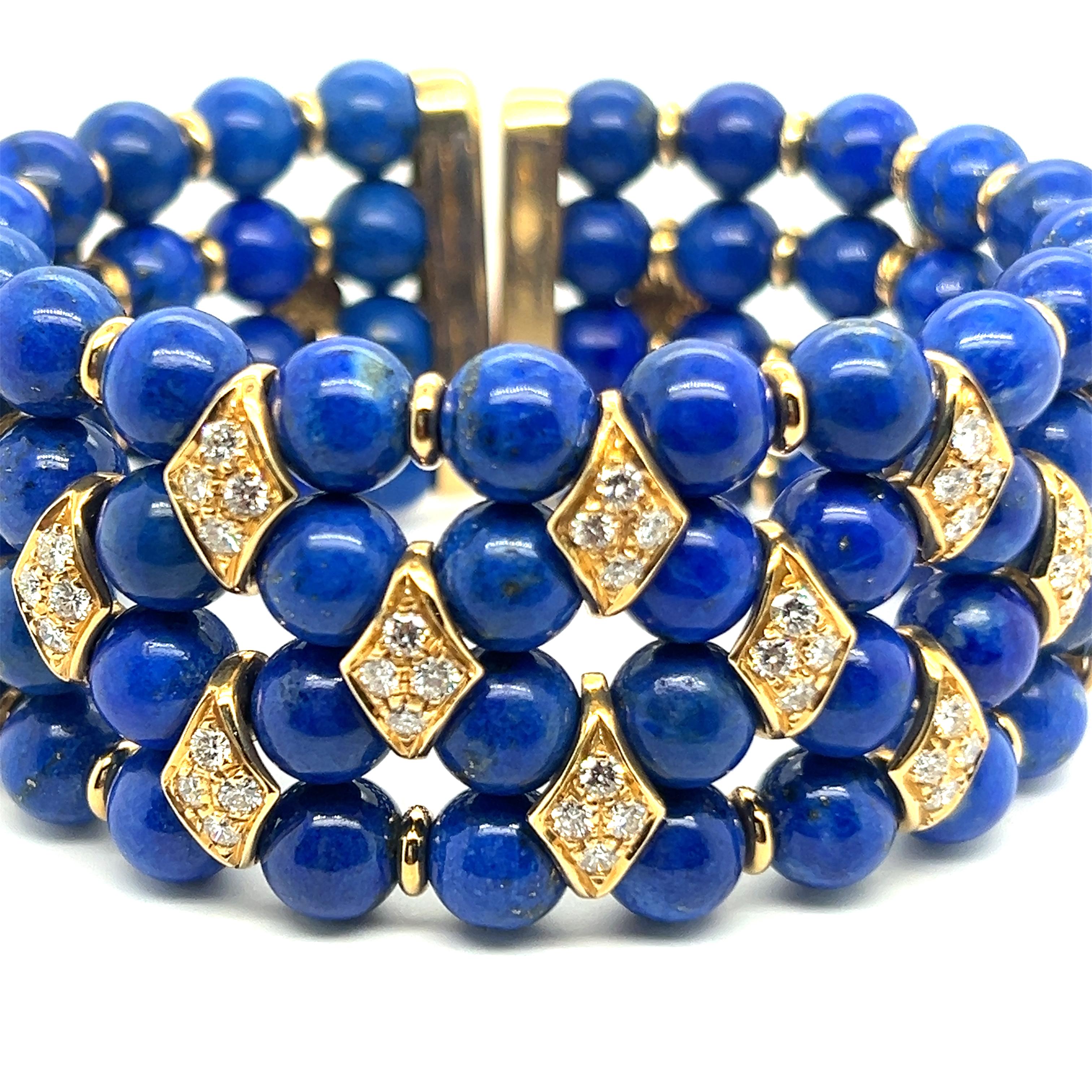 Round Cut Beaded Bracelet with Lapis Lazuli and Diamonds in 18 Karat Yellow Gold For Sale