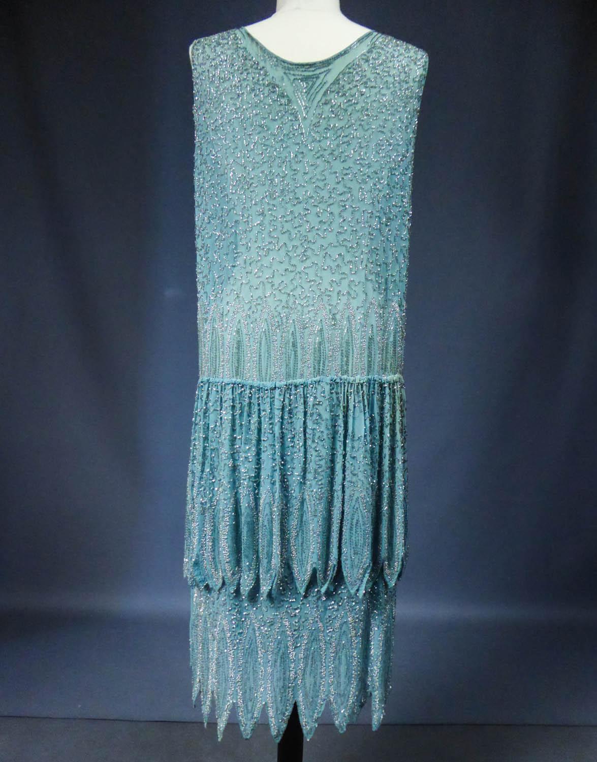 Beaded Charleston Flapper Dress from Art Deco French Period Circa 1920 For Sale 5