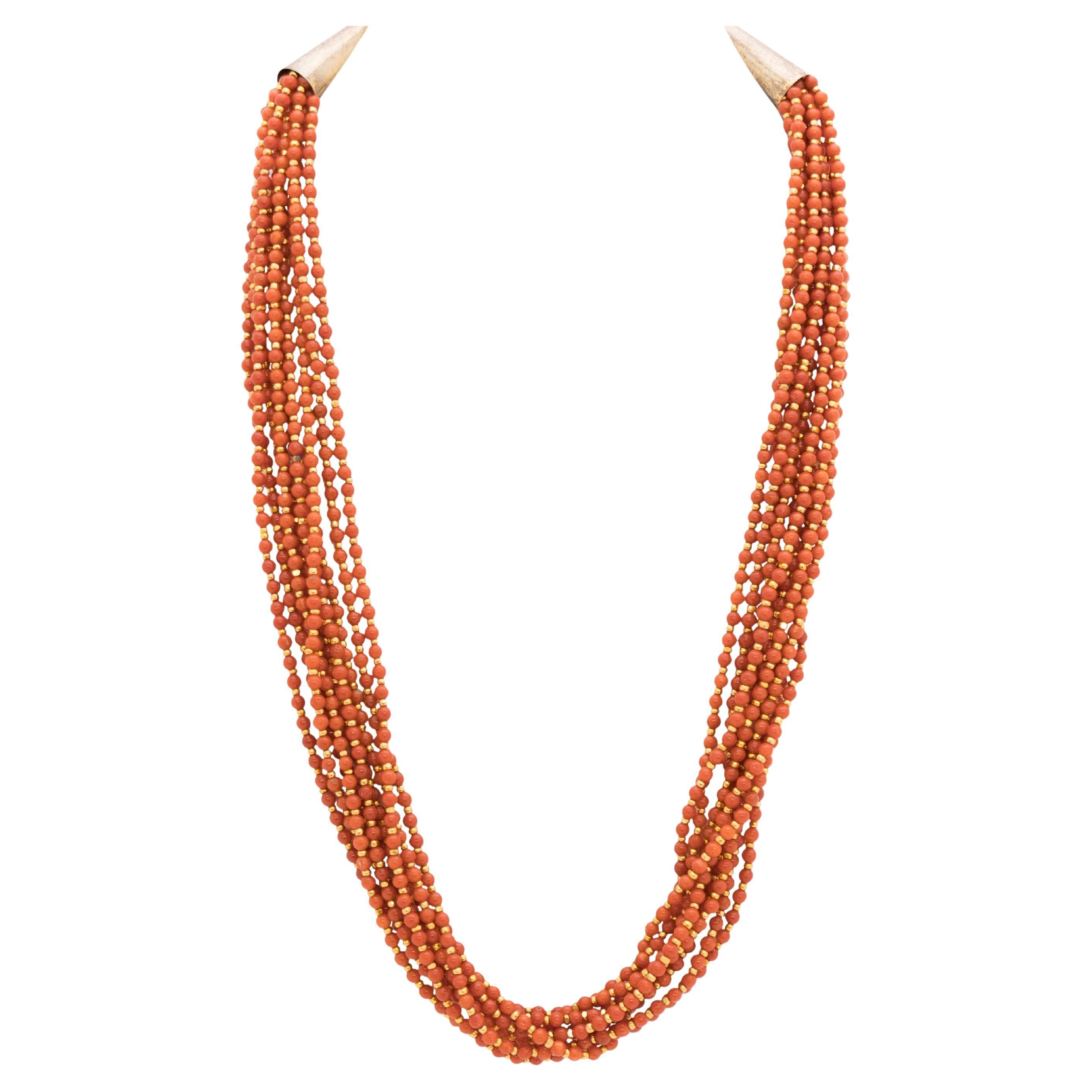 Collana di corallo con perline