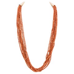 Collana di corallo con perline