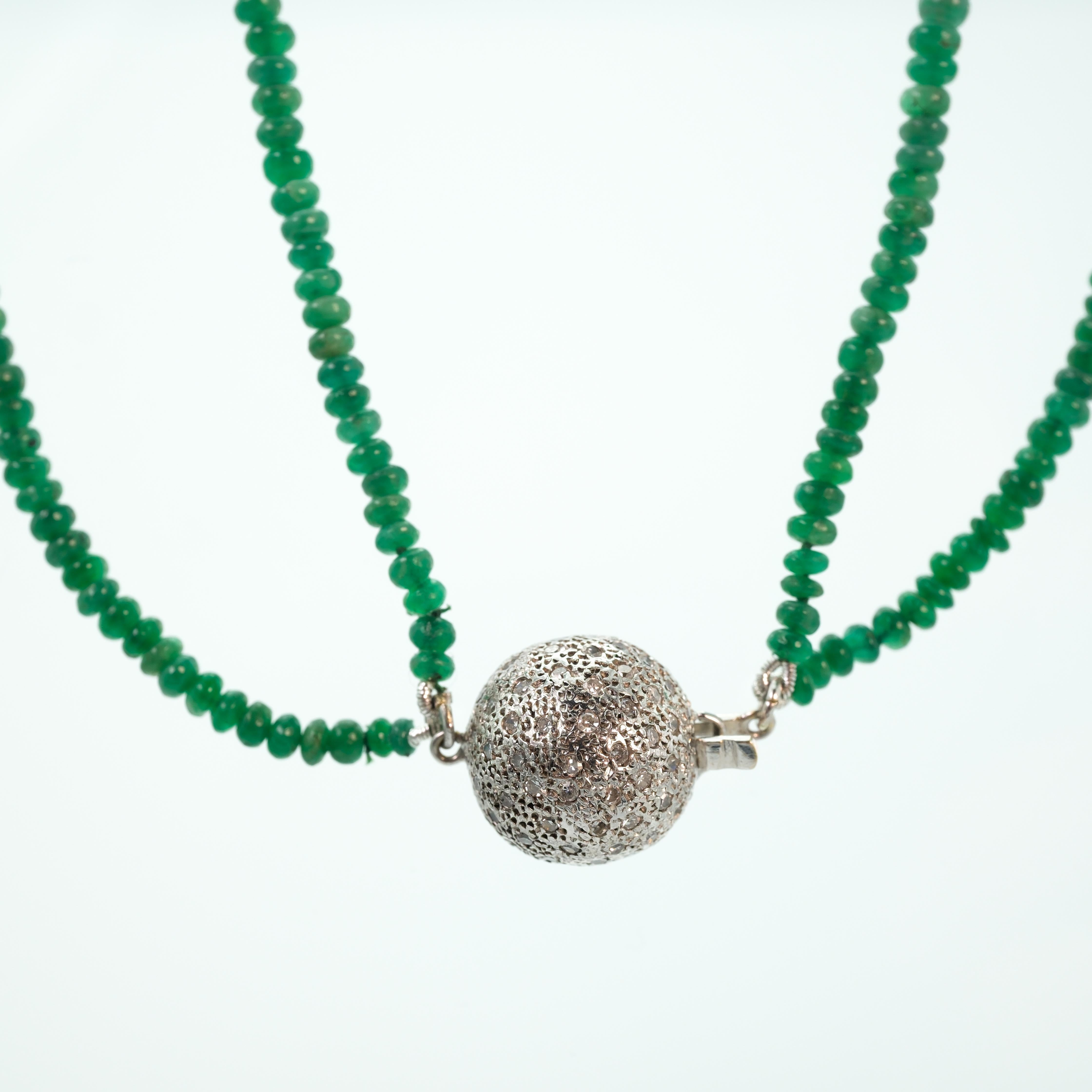 Modern Beaded 125 Carats Emerald Necklace with 14 Karat White Gold Diamond Pendant For Sale