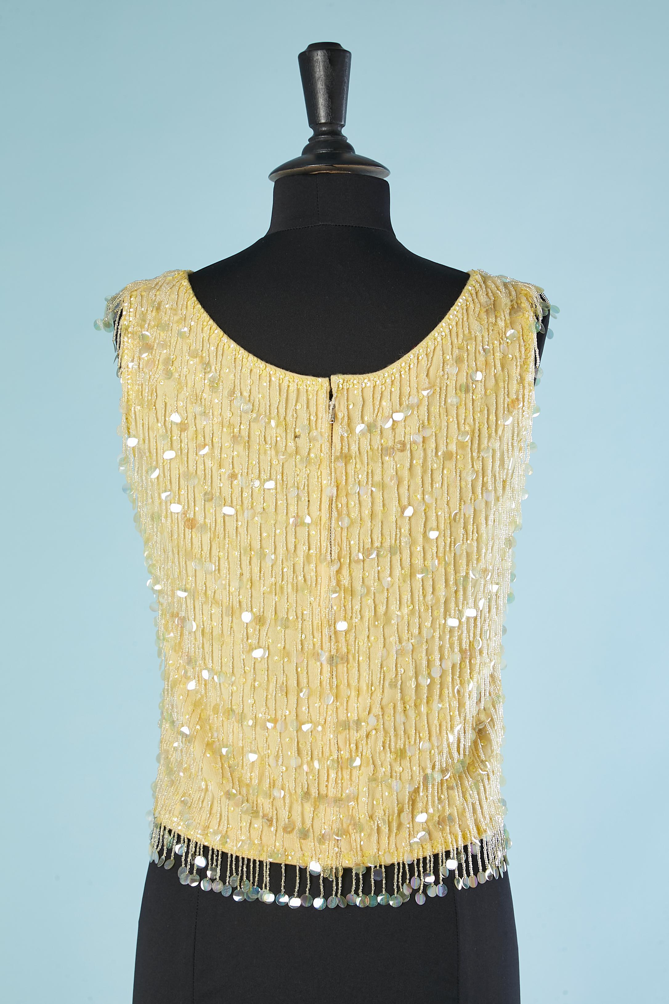 STEPHEN CHU, top sans manches à franges et sequins sur base en maille jaune, années 1960 Pour femmes en vente