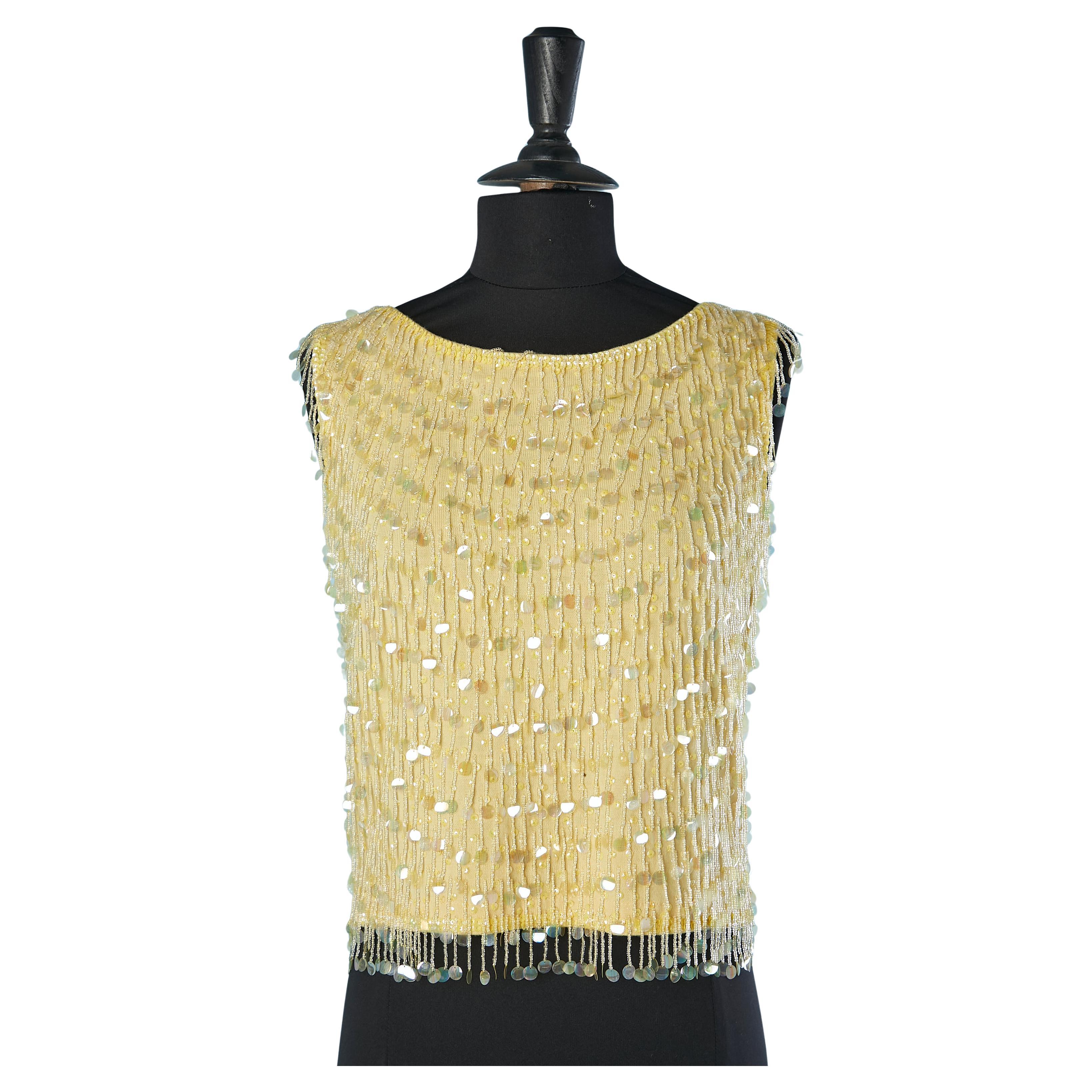 STEPHEN CHU, top sans manches à franges et sequins sur base en maille jaune, années 1960 en vente