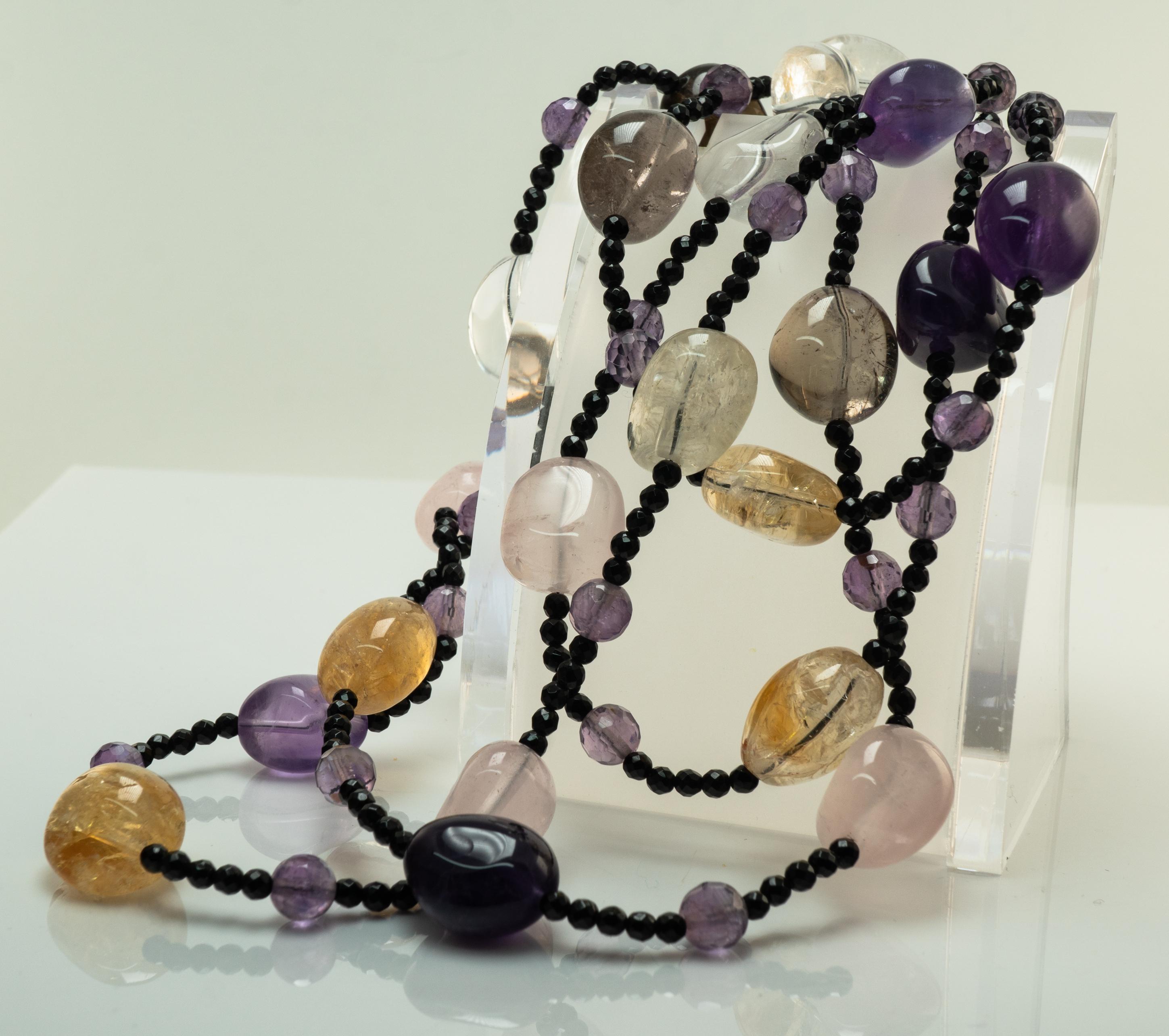 Perlenhalskette Spinell Edelsteine Amethyst Citrin Quarz Lange Unendlichkeits Oper im Zustand „Gut“ im Angebot in East Brunswick, NJ