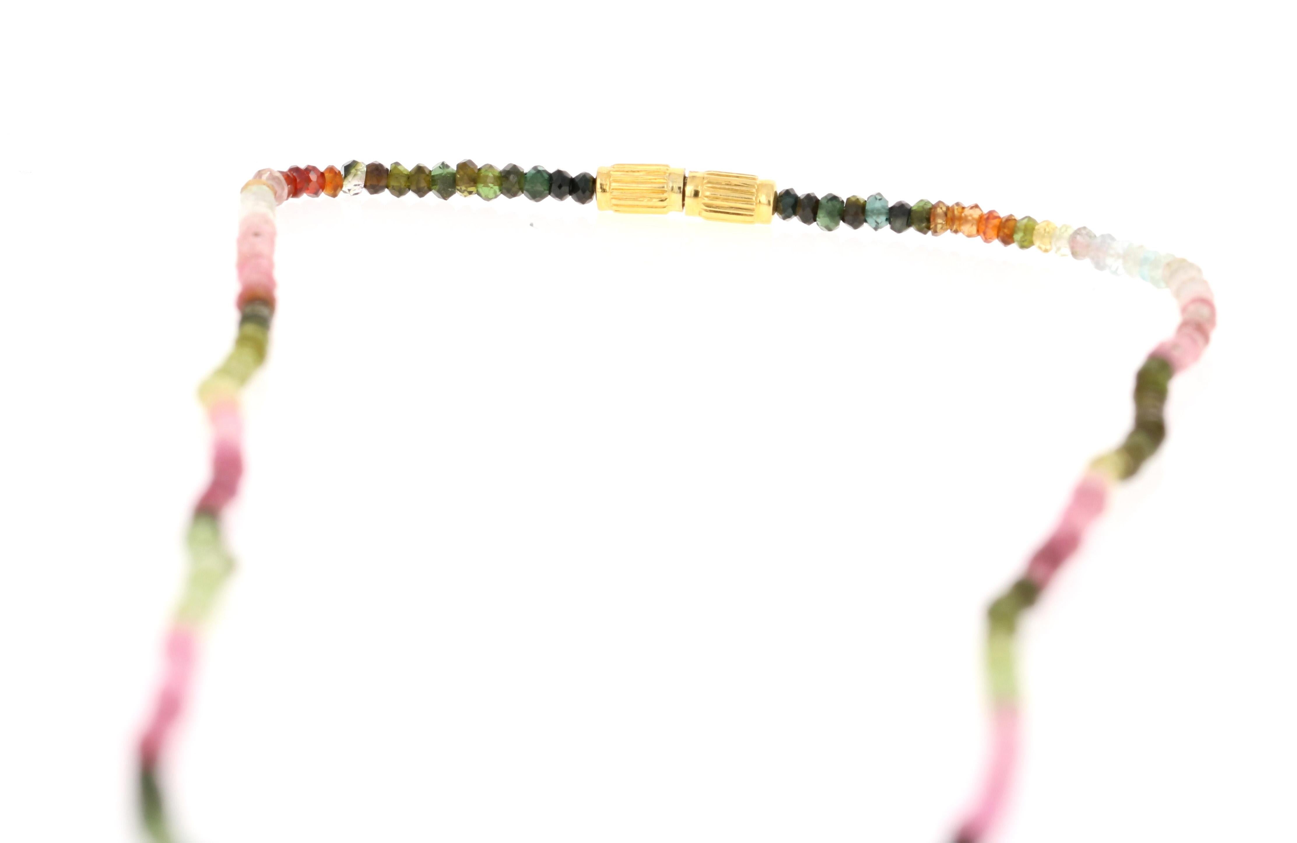 Contemporaneo Collana in perline con tormalina in oro 18 carati in vendita