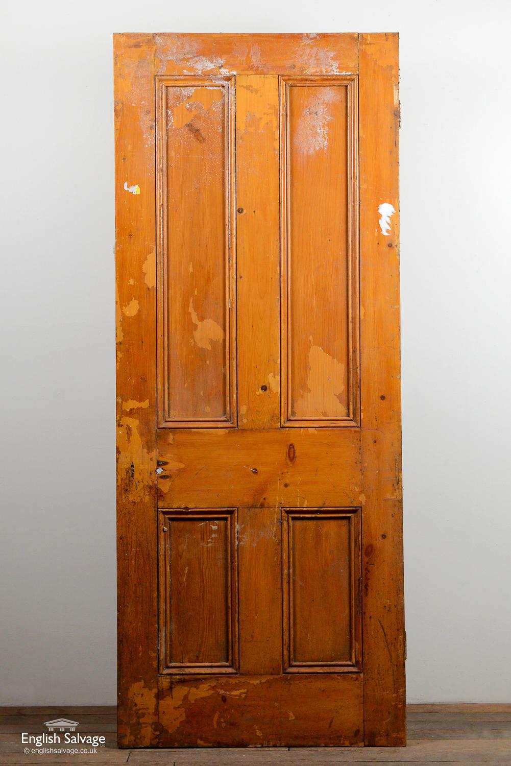 Beaded Victorian Four Panel Interior Door, 20th Century In Good Condition For Sale In London, GB