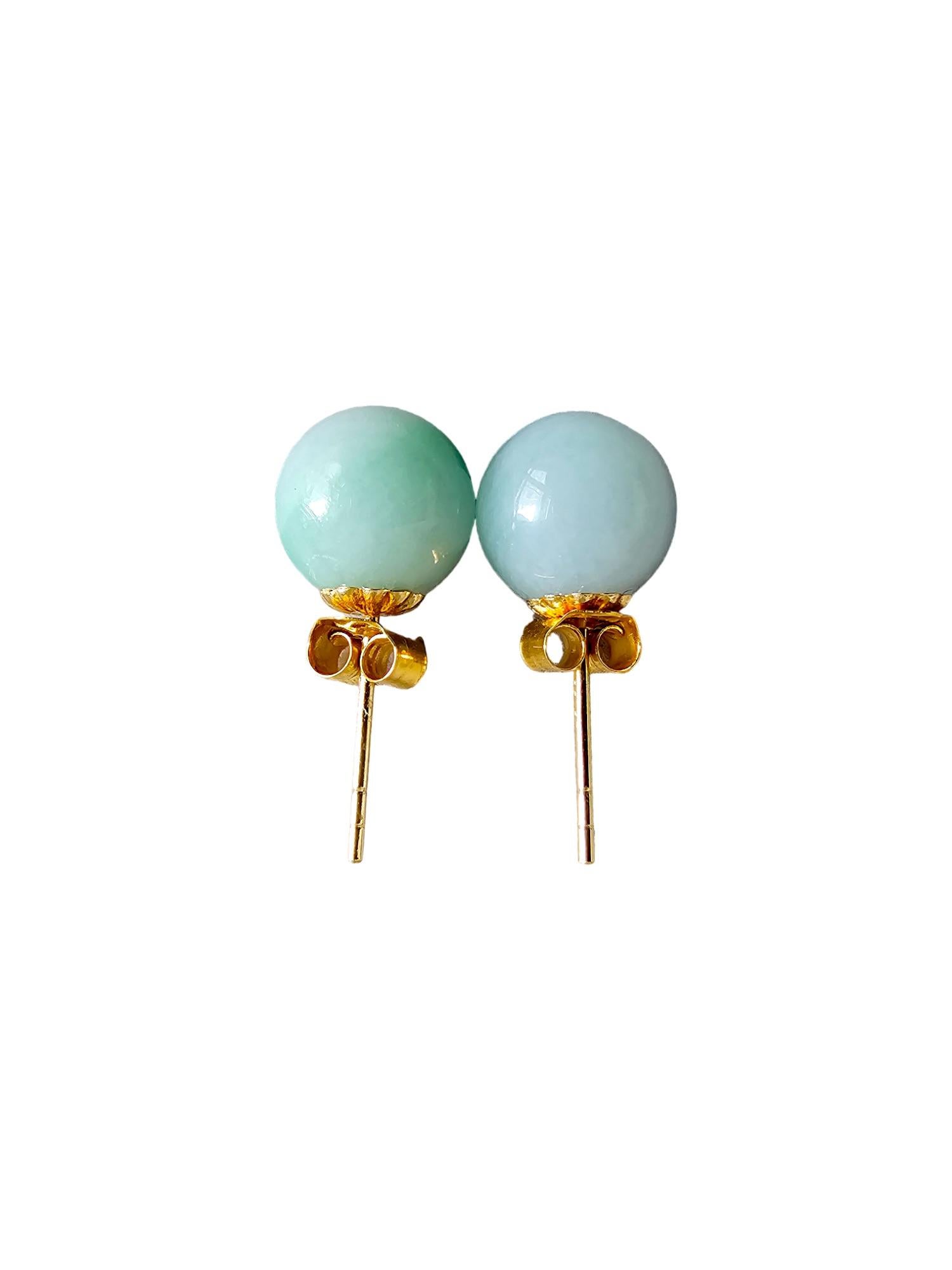 Beads of Eternity Burmese A-Jade Stud Earrings with 18K Yellow Gold 8mm 18001 For Sale 3