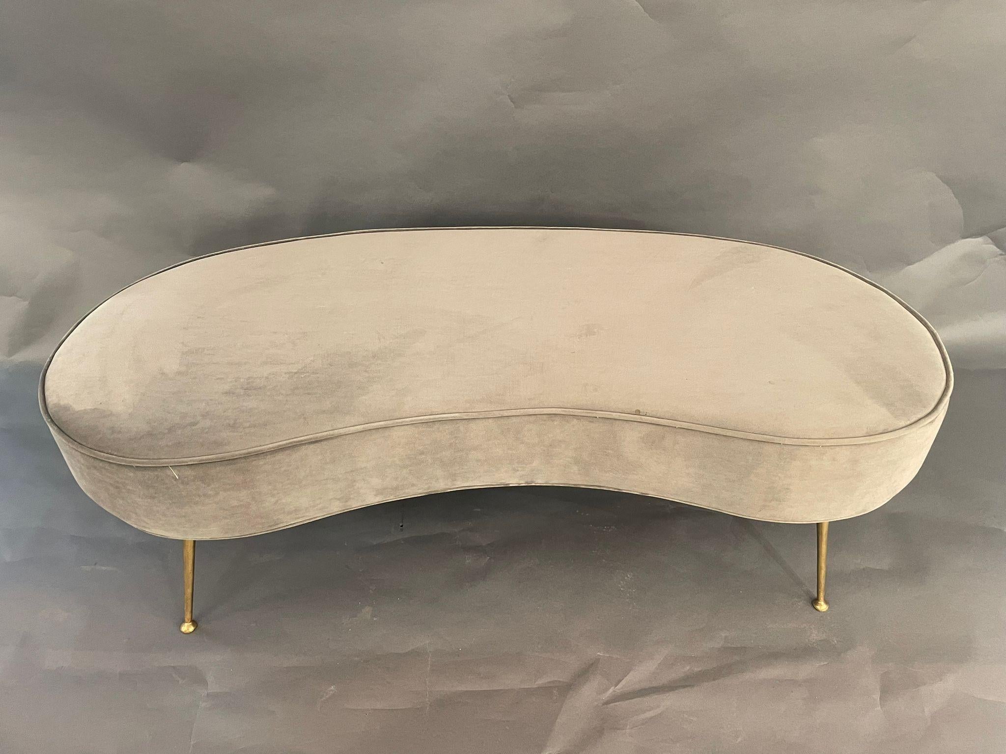 Mid-Century Modern Bean Shaped Bench on Brass Legs, Italy 1980s For Sale