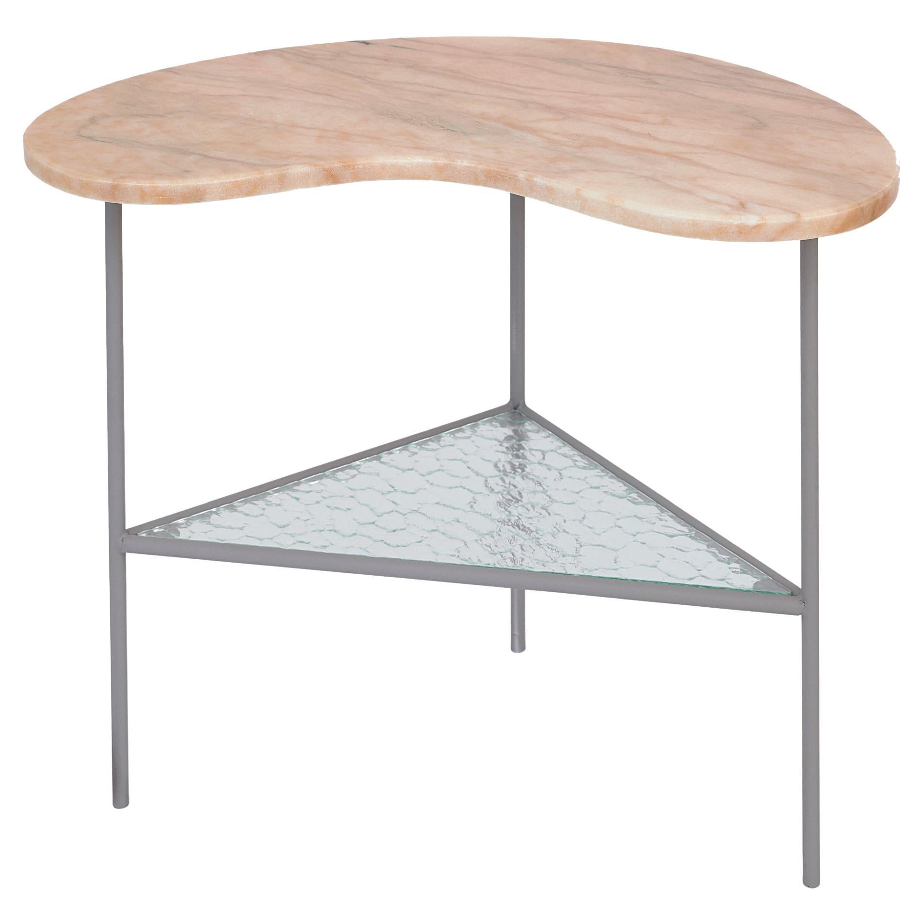 Table d'appoint portugaise en forme de pomme en marbre et pierre naturelle rose en vente