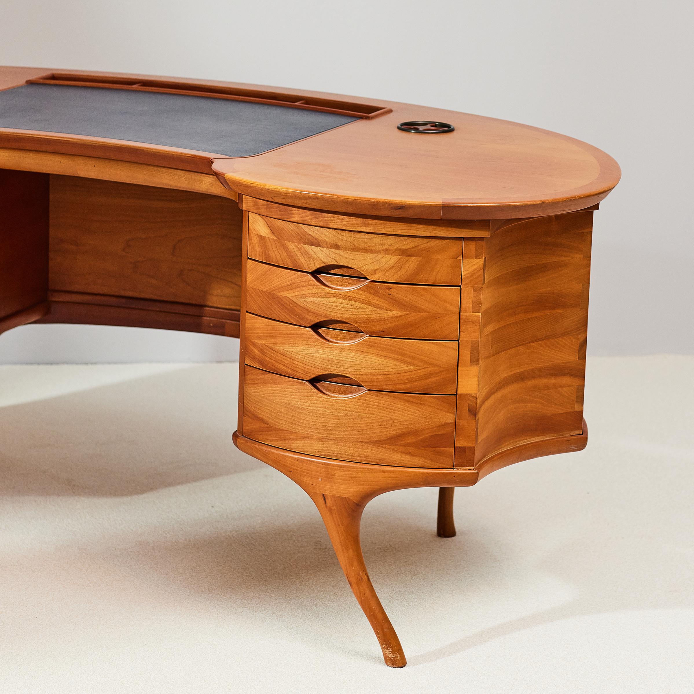 Bean Writing Desk by Ceccotti Collezioni, Italy, 2000 In Good Condition In Debrecen-Pallag, HU