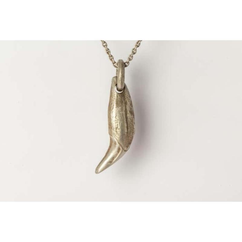 Bear Tooth Necklace Ghost (Small, 0.2 CT, Diamond Slab, DA+DIA) In New Condition For Sale In Paris, FR