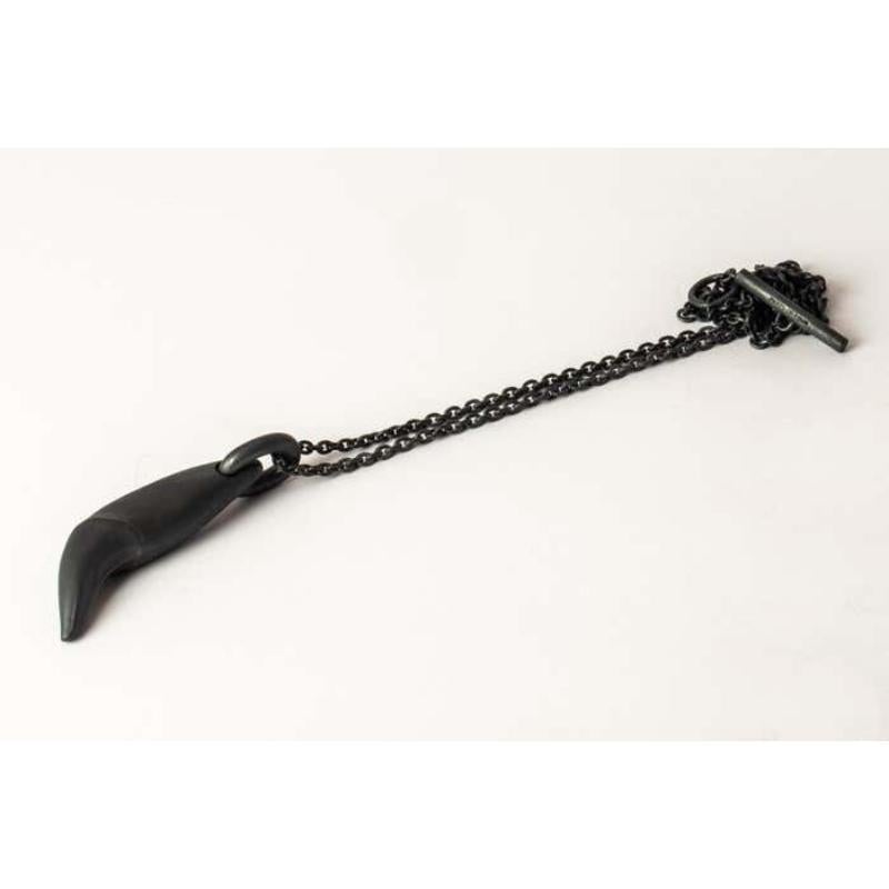 Bear Tooth Necklace Ghost (Small, KA) For Sale 2