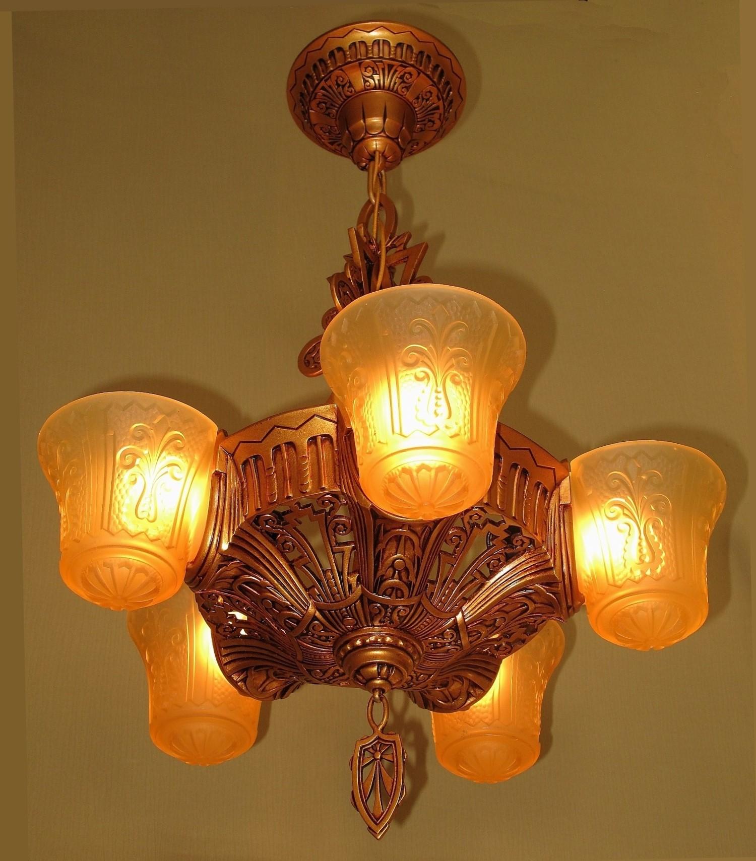 Beardslee of Chicago 5 Slip Shade Fixture, circa 1934, 2 Available For Sale 1