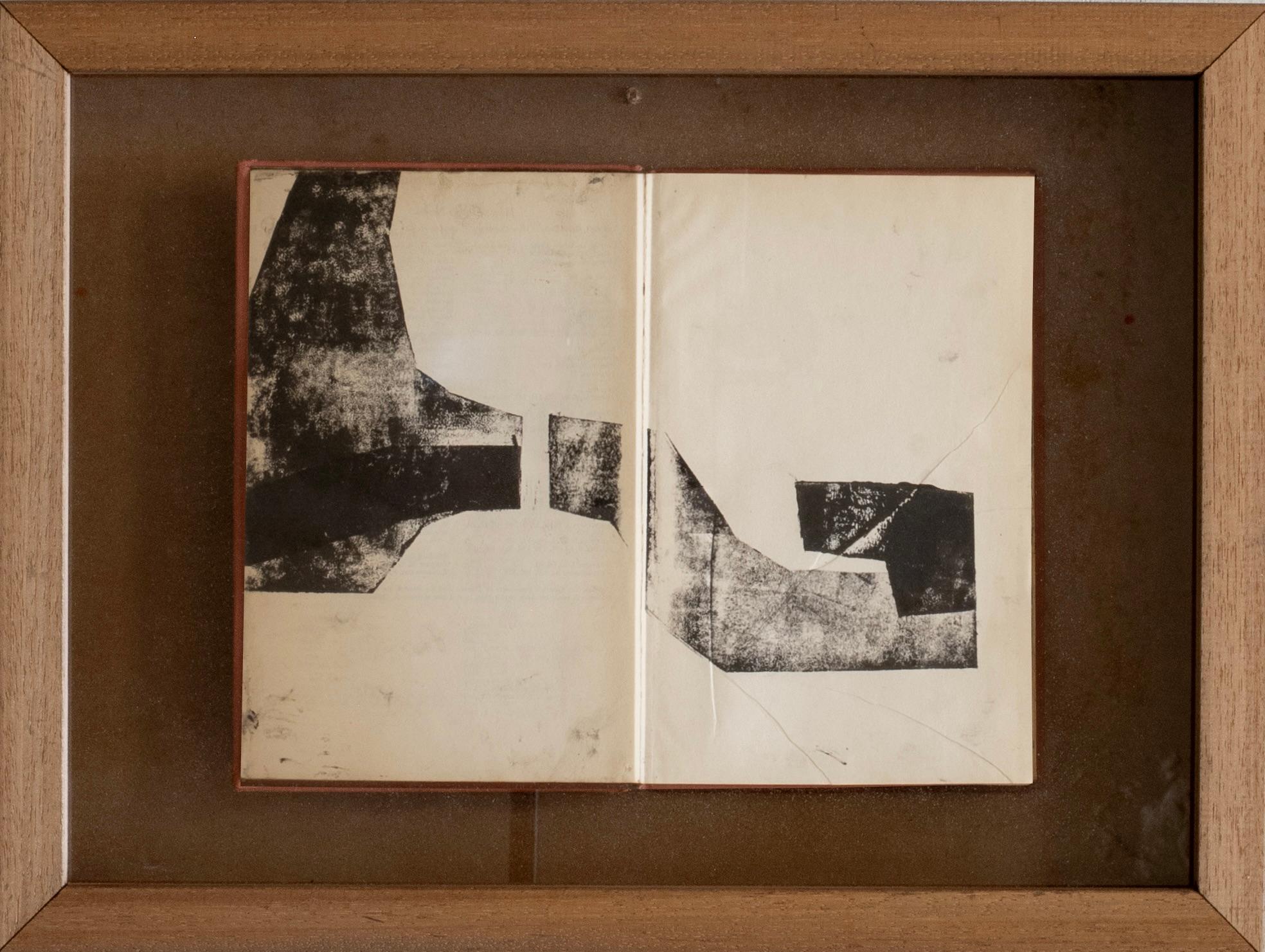 Abstract Minimalist Mixed-Media Collage on Book by Beñat Olaberria 2025 en vente 2