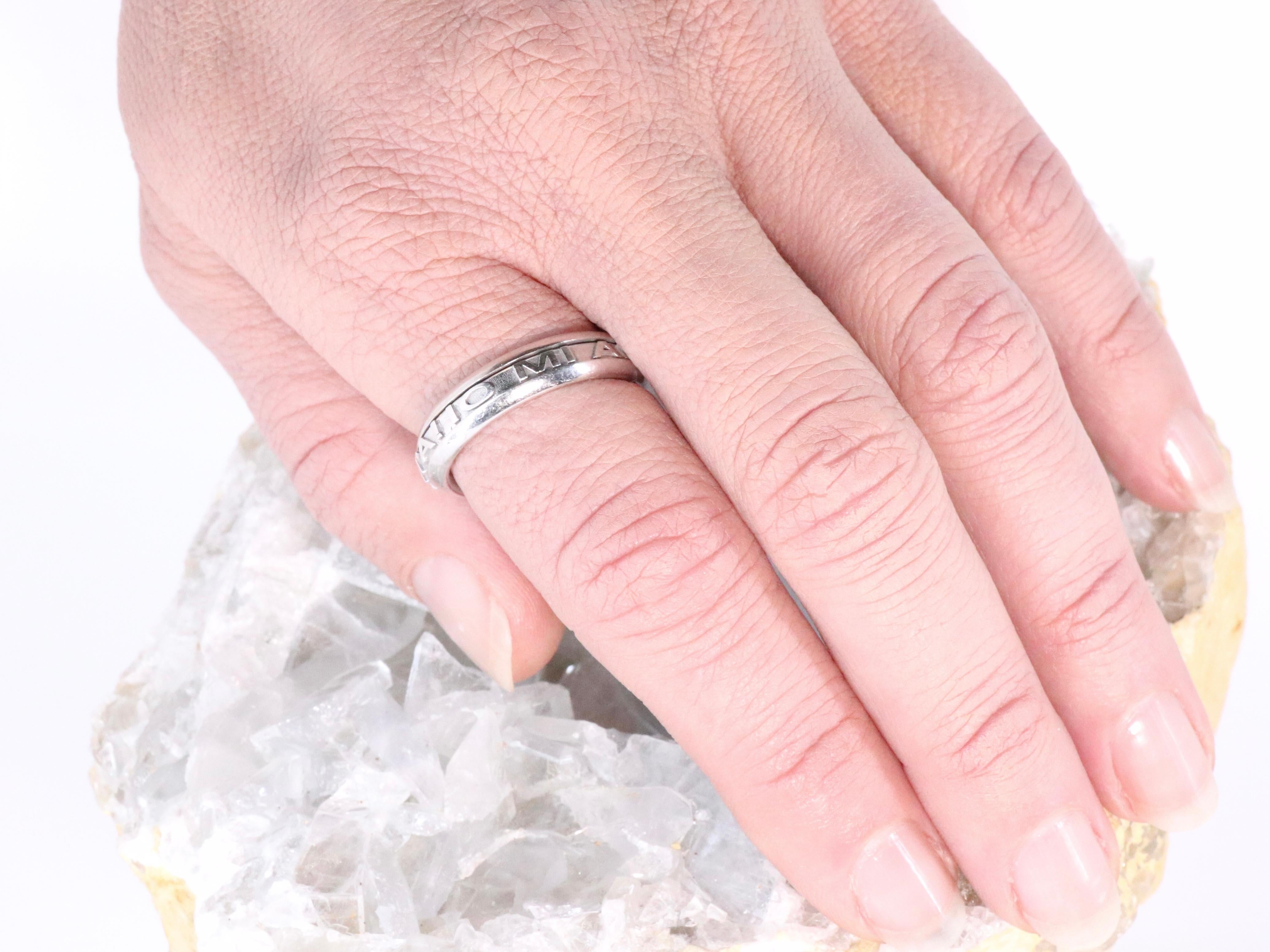 For Sale:  18k White Gold Made in Italy Bespoke Cosmic Empowerment Word Vibes Spinning ring 2
