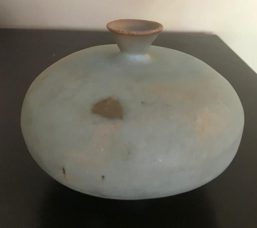 Fantastic piece. Rare shape. Beautiful light blue sumptuously dripped glaze. 

Signed and notated by the artist on underside of base.

Would be an amazing addition to any collection and sure to stand out.

Know famously in the arts world as