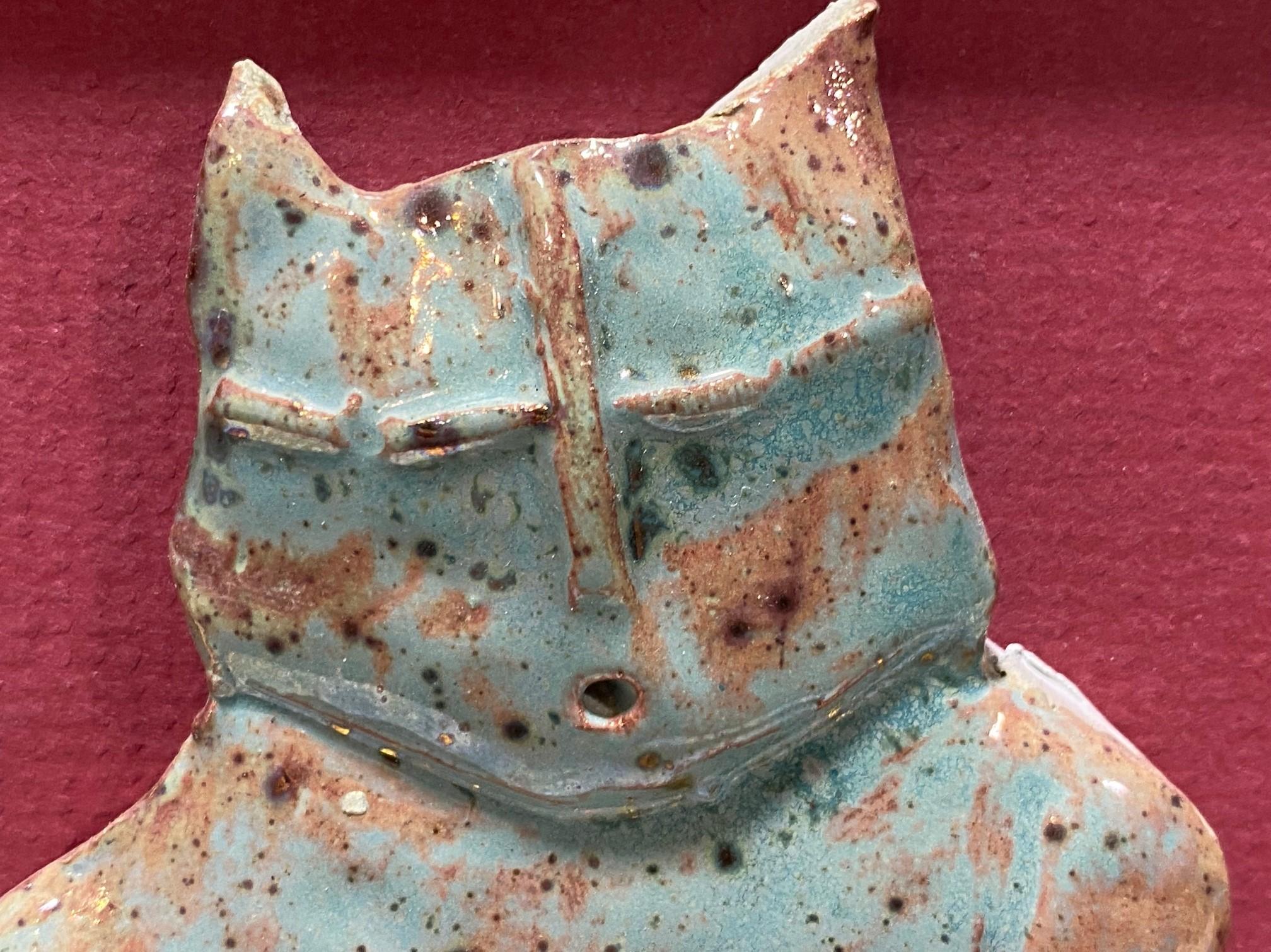 Beatrice Wood Mid-Century California Studio Pottery Esmalte brillante Fragmento enmarcado Loza de barro en venta
