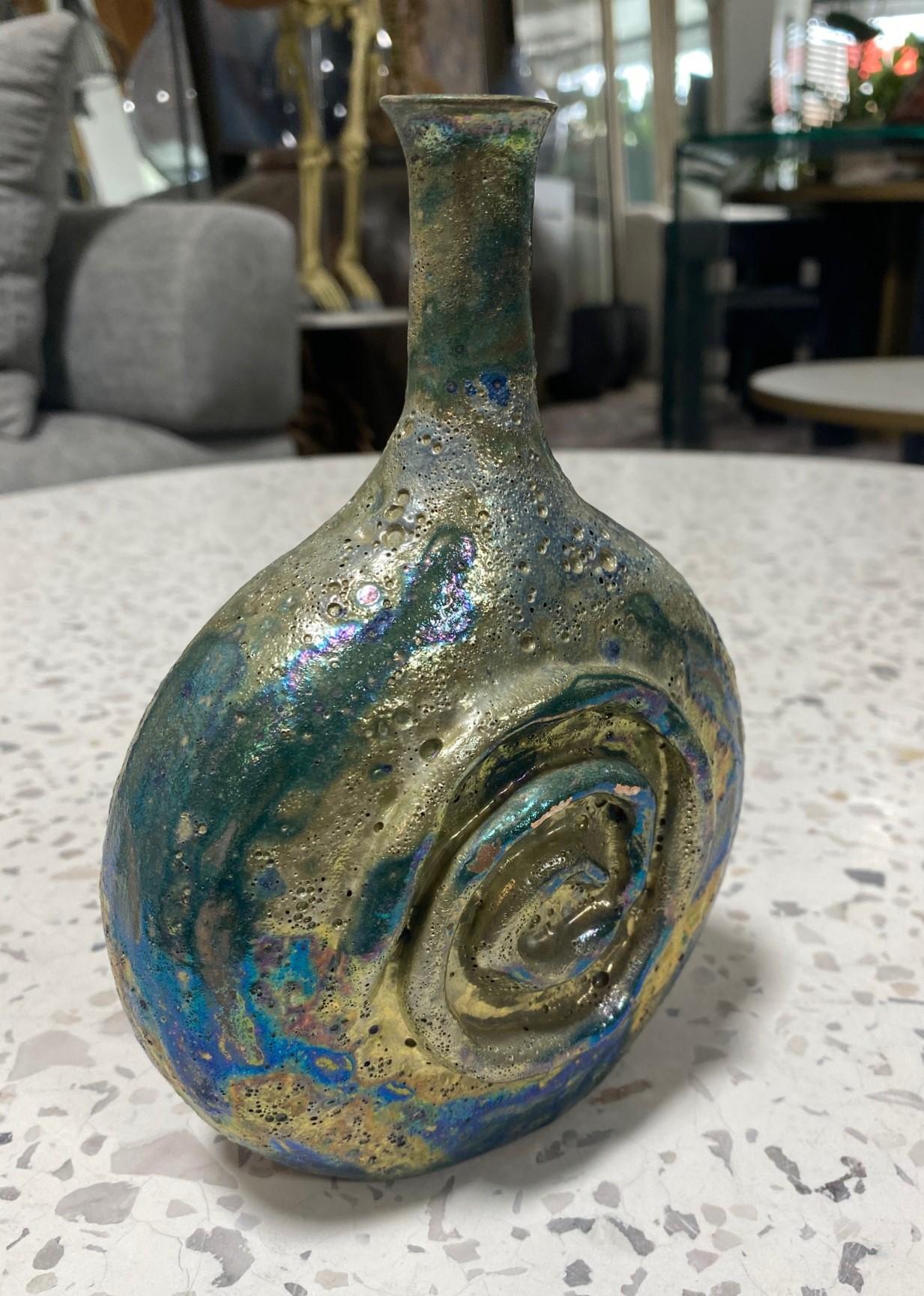 Beatrice Wood Signed Mid-Century California Pottery Luster Crater Glaze Vase In Good Condition For Sale In Studio City, CA