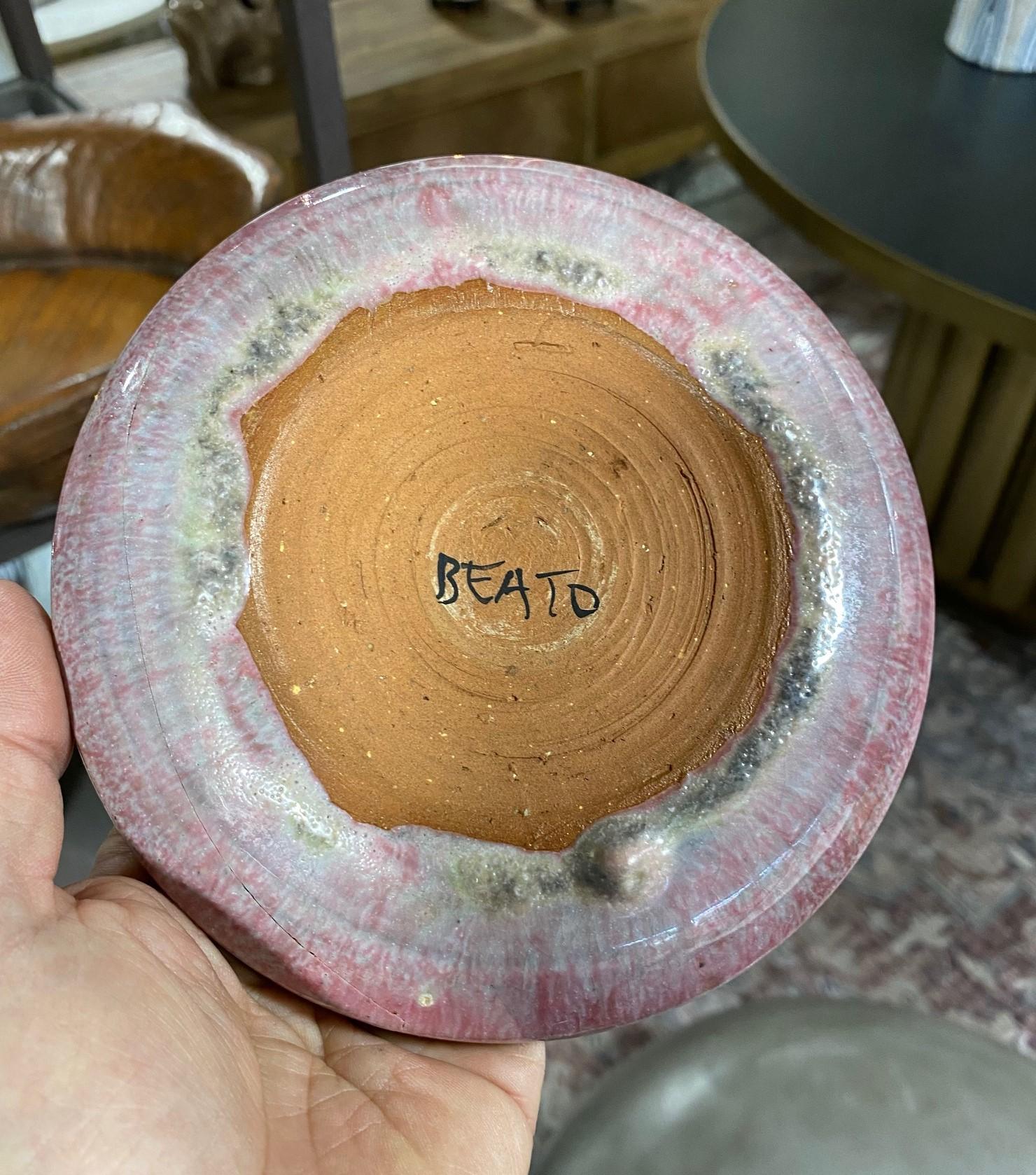 Bol en céramique de studio californien du milieu du siècle dernier signé Beatrice Wood à glaçure lave rose en vente 10