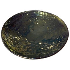 Beatrice Wood firmata Volcanic Iridescent Gold Luster Studio Pottery Piatto da Bowl