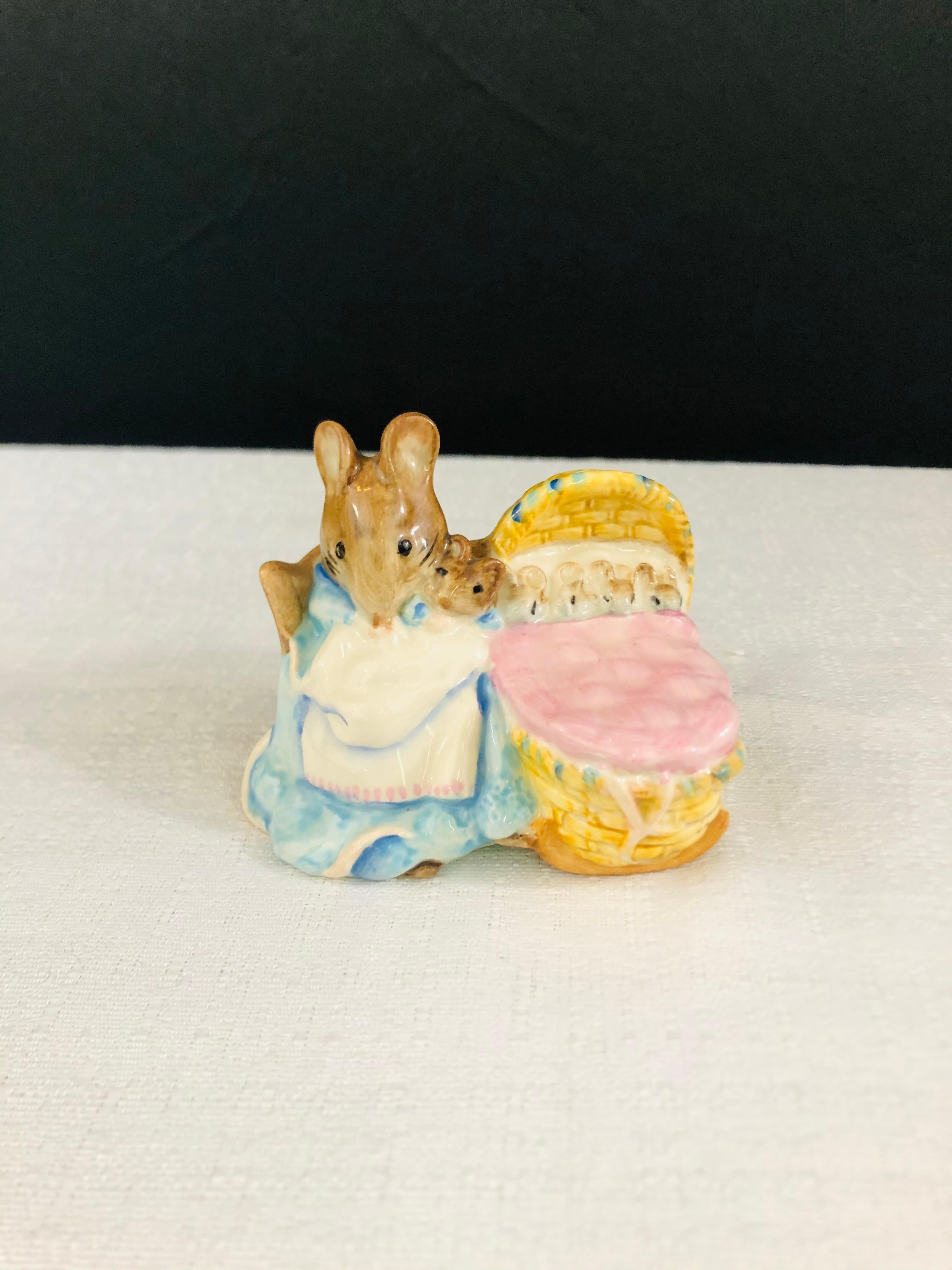 Beatrix Potter’s Collectible Animal Figurines Set of 5 In Good Condition In Plainview, NY