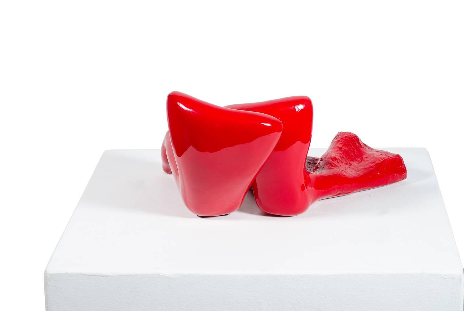 Couple (in red). The couple fell in love; then they lost their heads!
Beatriz Gerenstein bronze sculpture 