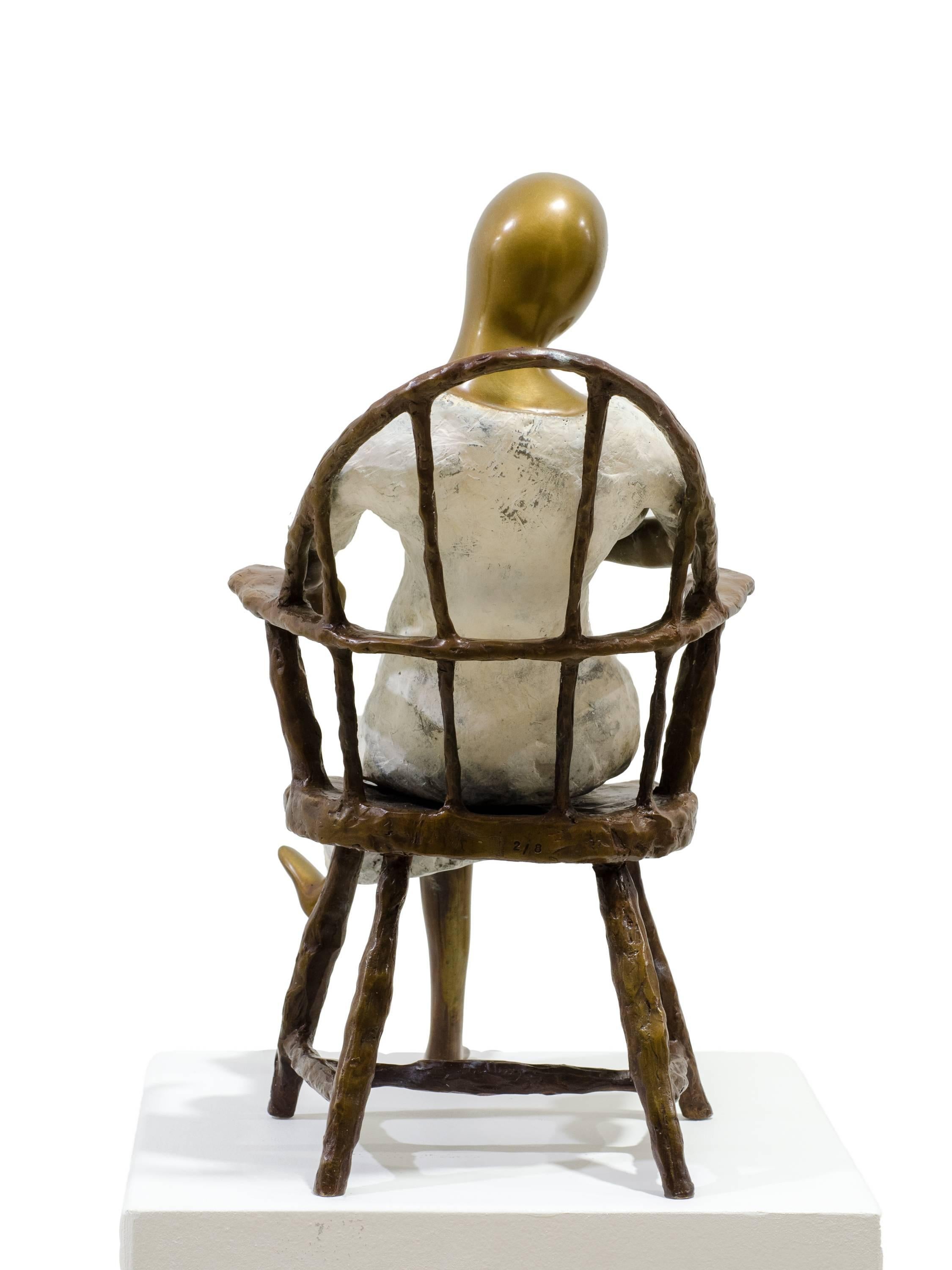 Mother in chair.  - Gold Figurative Sculpture by Beatriz Gerenstein