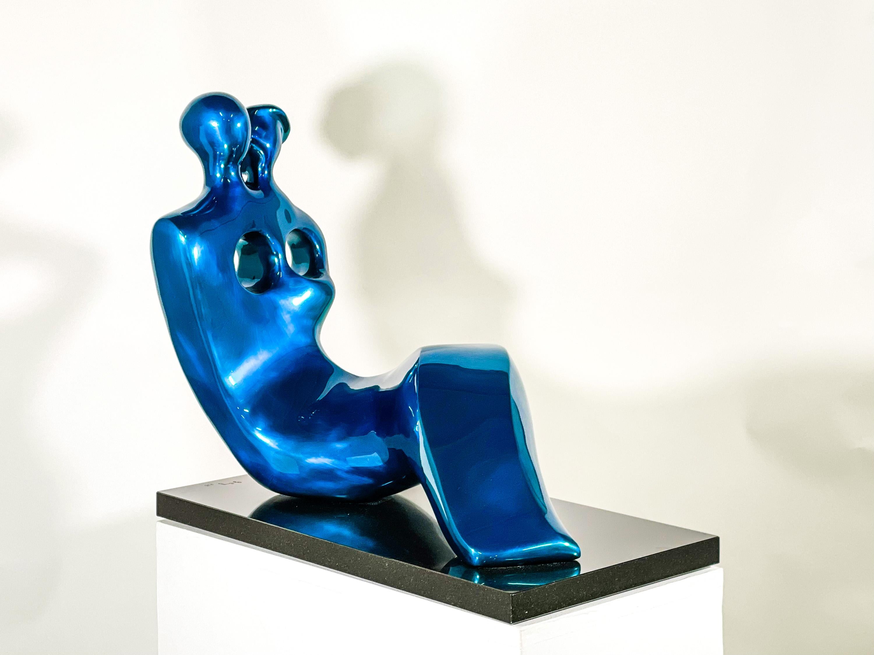 Soul Mate 3 - Sculpture by Beatriz Gerenstein