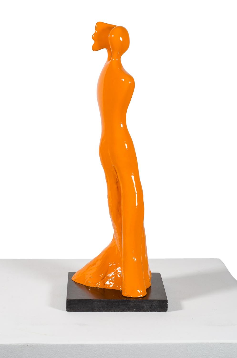 Soul Mates #1 (in orange) When in love their souls and bodies fuse into just one - Abstract Sculpture by Beatriz Gerenstein