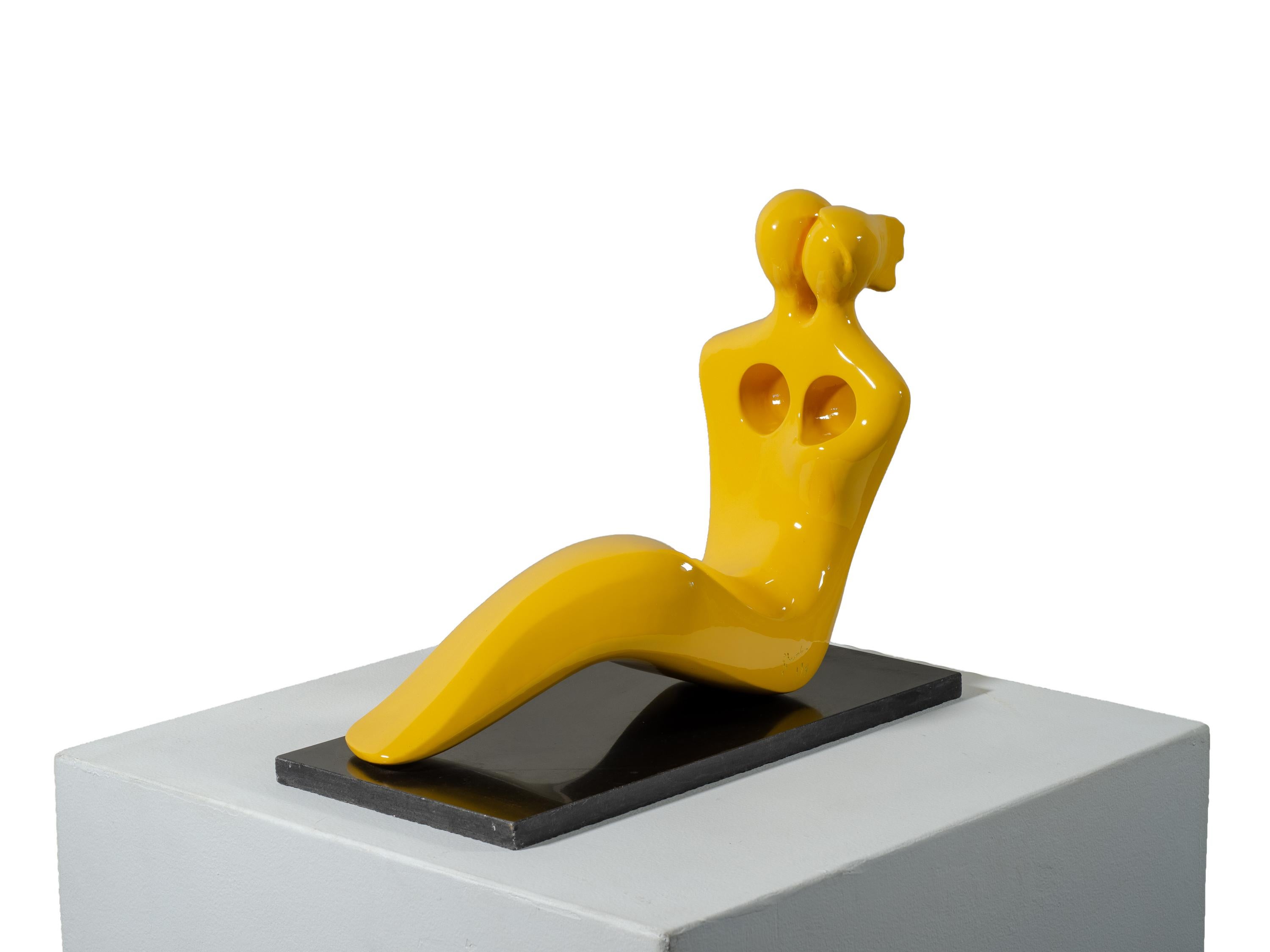 Beatriz Gerenstein Abstract Sculpture - Soul Mates #3 (in yellow) When in love their souls and bodies fuse into one.