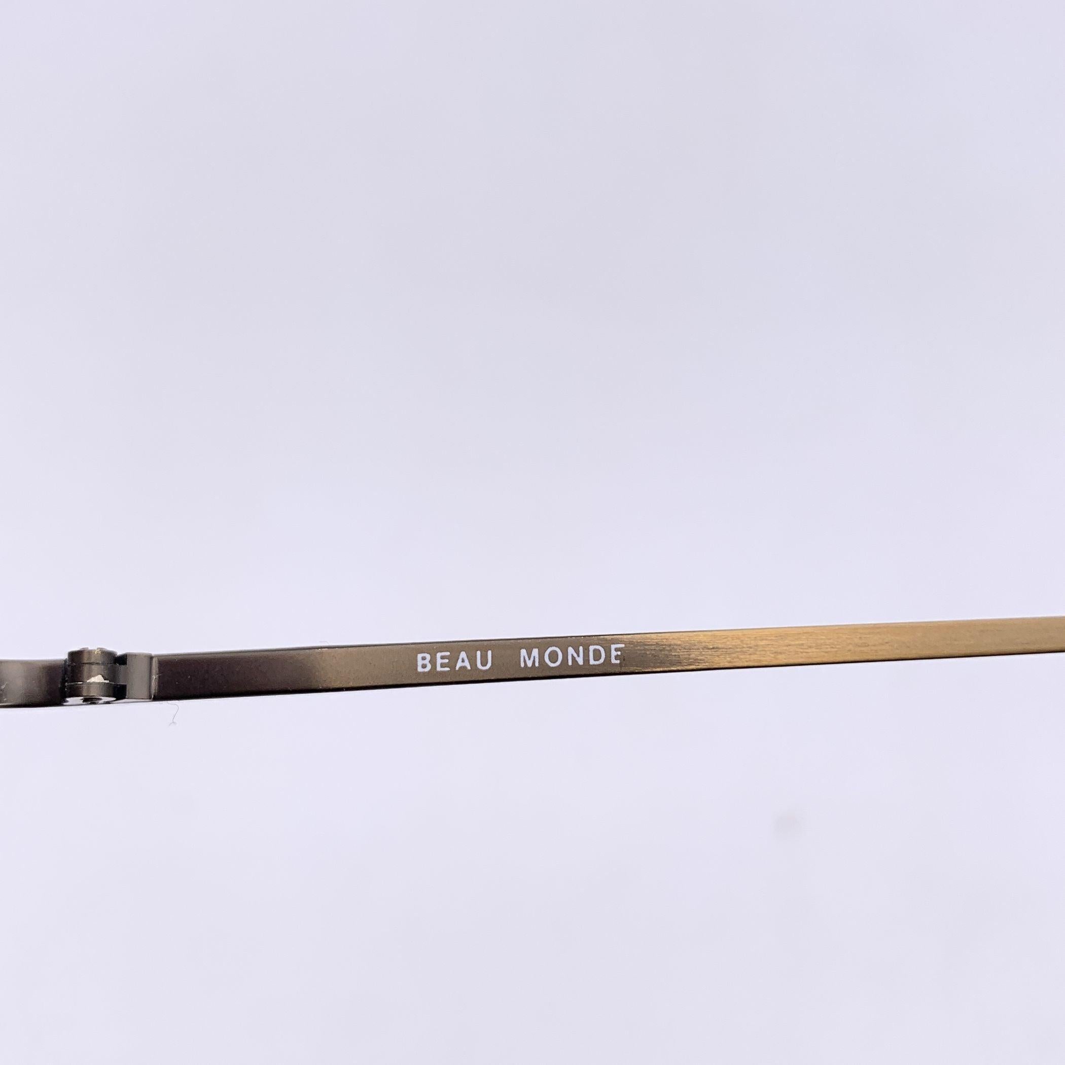 Gris Lunettes de soleil ovales vintage Beau Monde Carlisle 47/19 145 mm en vente