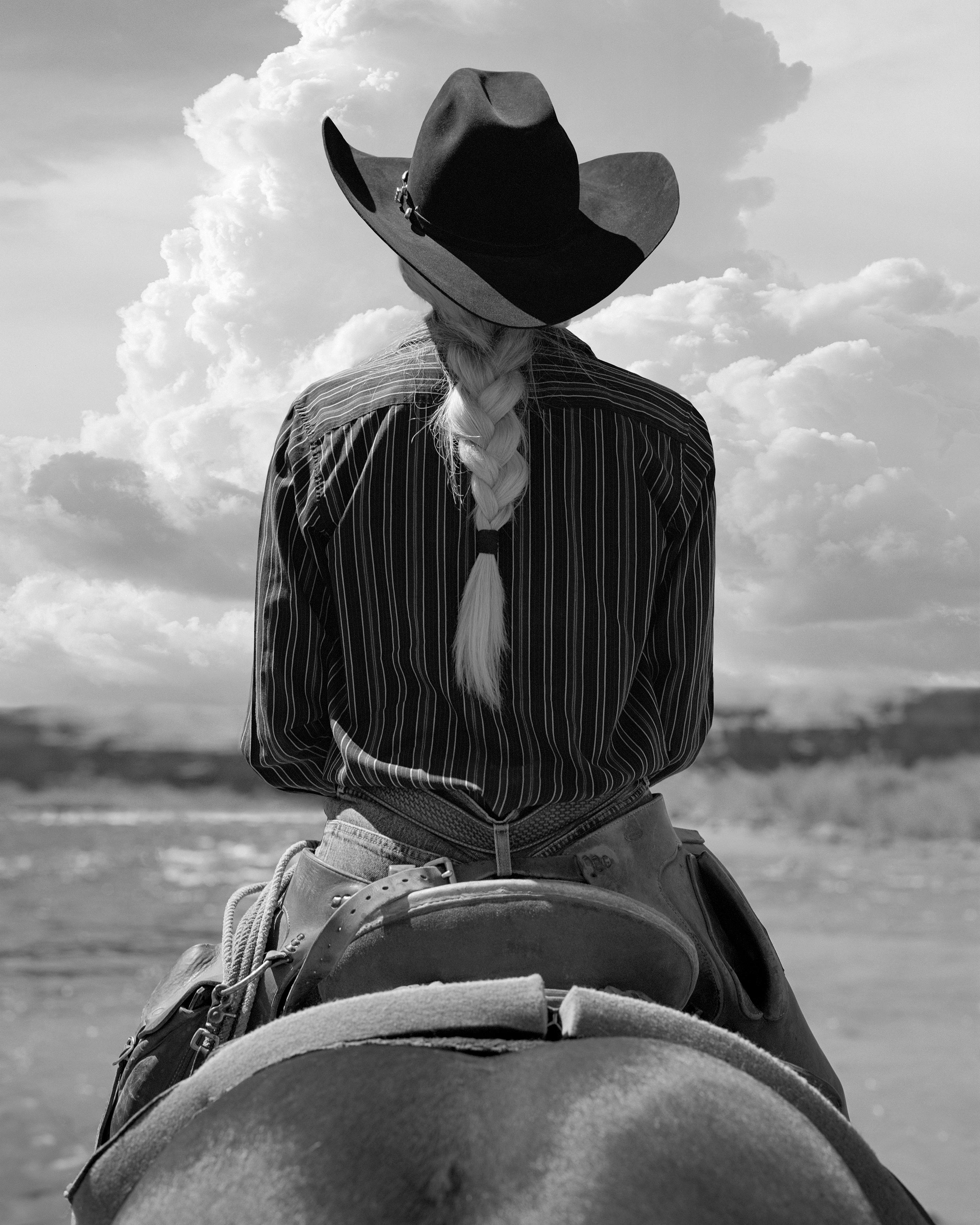 Beau Simmons - The Cowgirl, Photographie 2025, Printed After