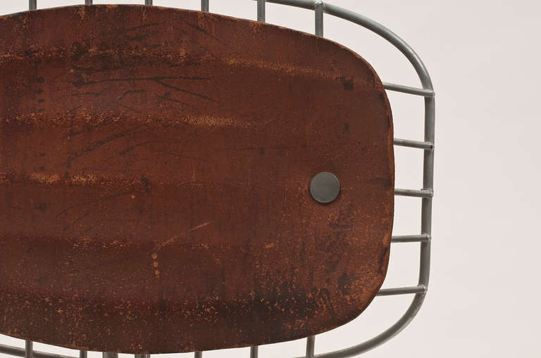 Acier Chaise Beaubourg en acier et cuir de Michel Cadestin et Georges Laurent en vente
